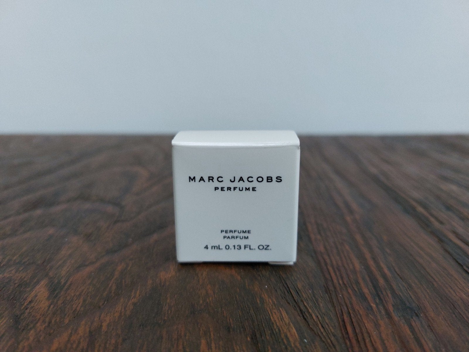 Marc Jacobs Parfum Miniatuur 4 ml - Nieuw in Doos, Verzamelen, Verzenden, Nieuw, Miniatuur