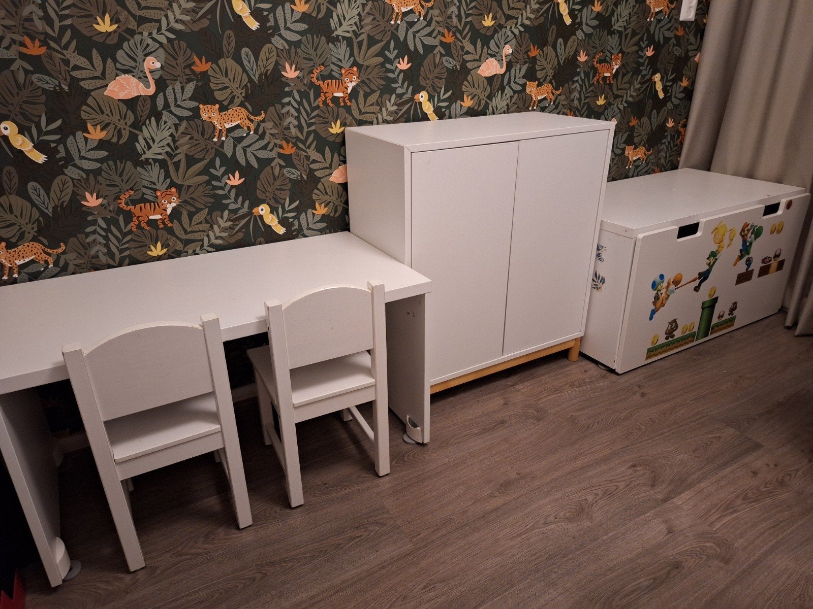 Gezellige meubelwand (Ikea, Stuva, Eket) voor jonge kinderen, Ophalen