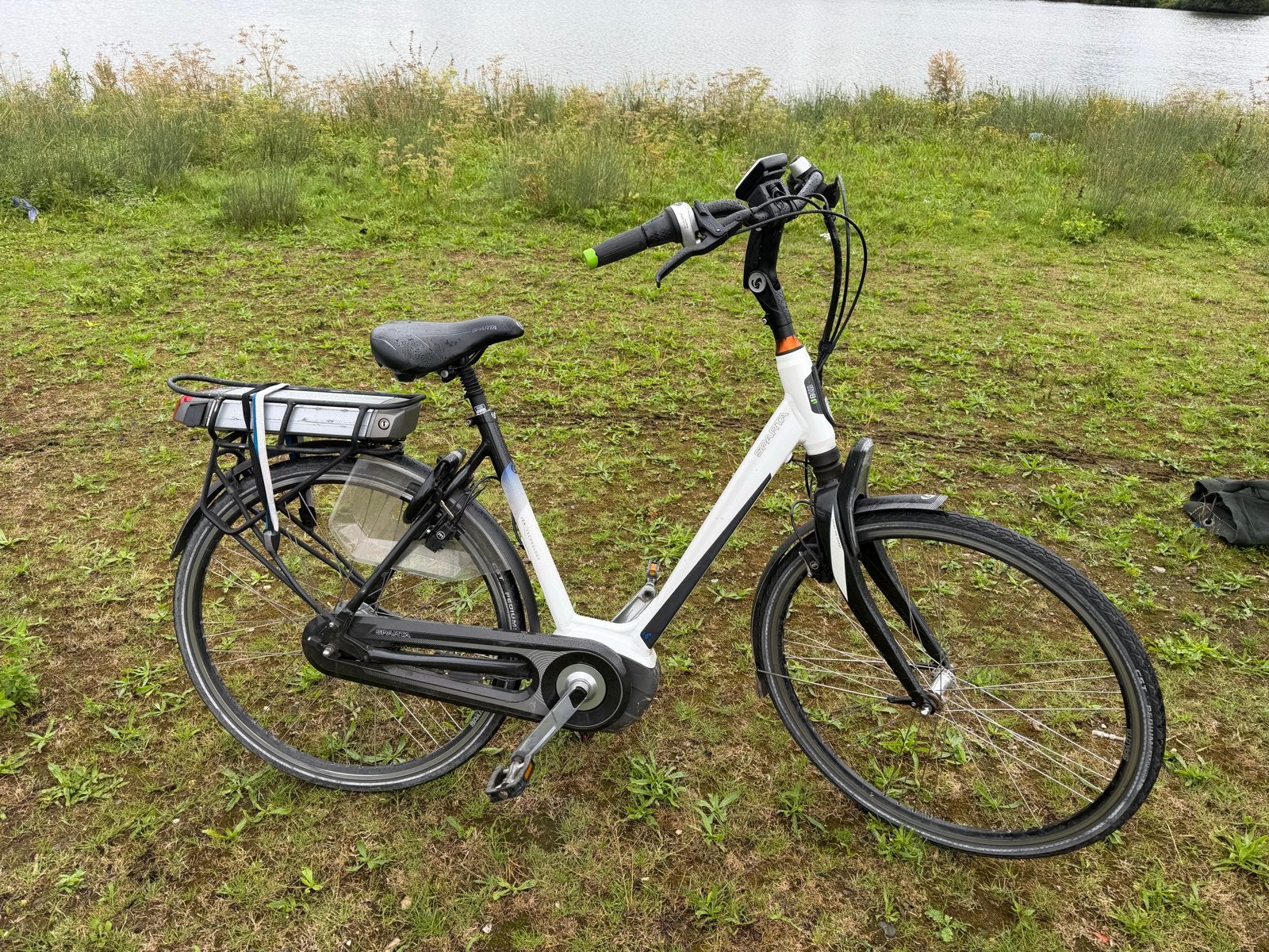 Sparta elektrische damesfiets met middenmotor en 500W accu, Fietsen en Brommers, Fietsen | Dames | Damesfietsen, Ophalen of Verzenden