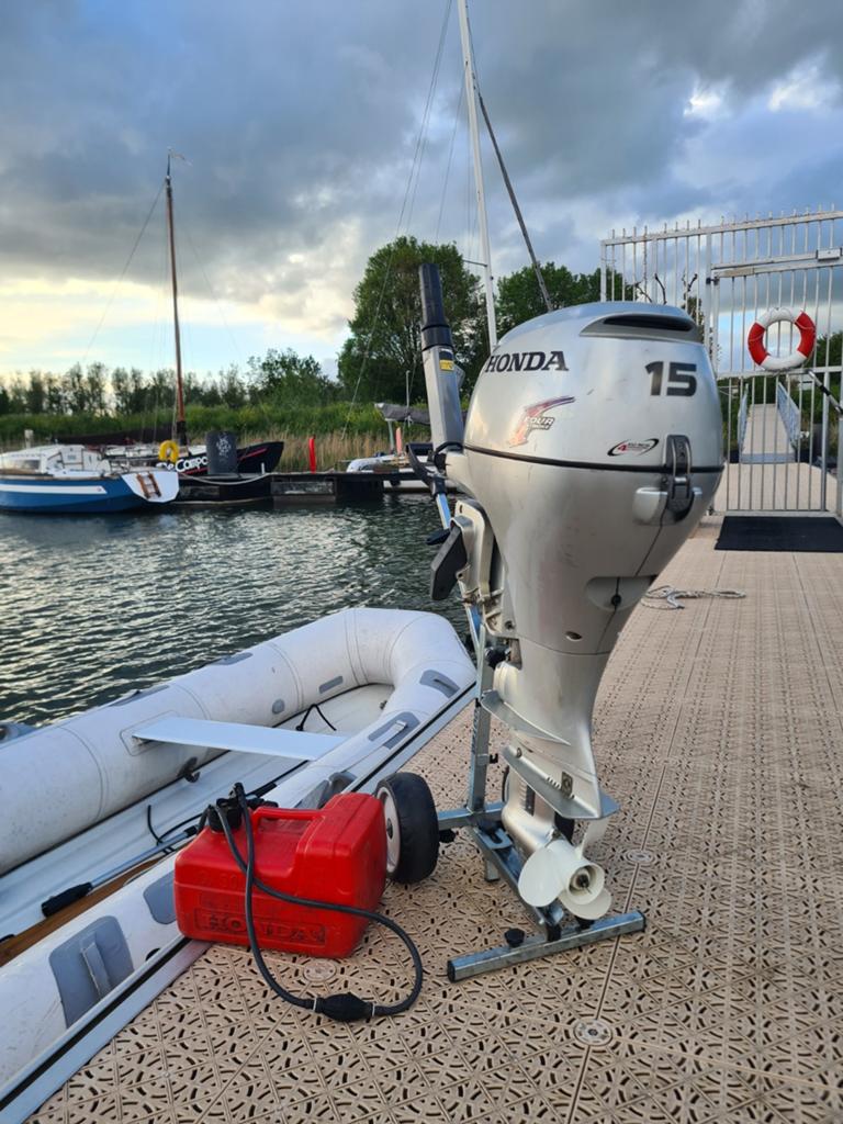 Honda 15 pk 4-takt kortstaart buitenboordmotor, Watersport en Boten, Buiten- en Binnenboordmotoren, Ophalen
