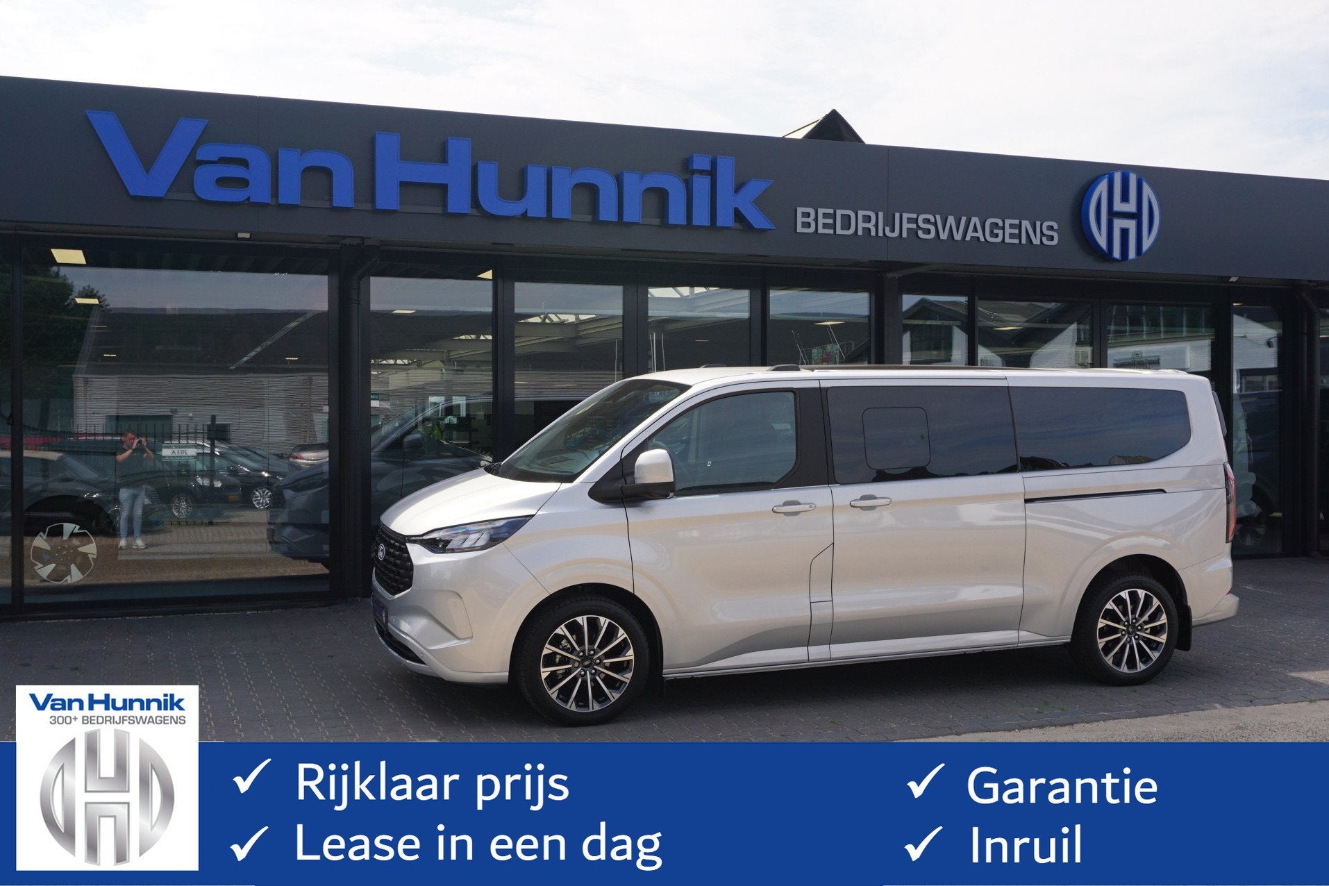 Ford Transit Custom Tourneo 340L 2.5 PHEV 233PK Titanium X P, Auto's, 8 stoelen, 4 cilinders, 1850 kg, Bedrijf