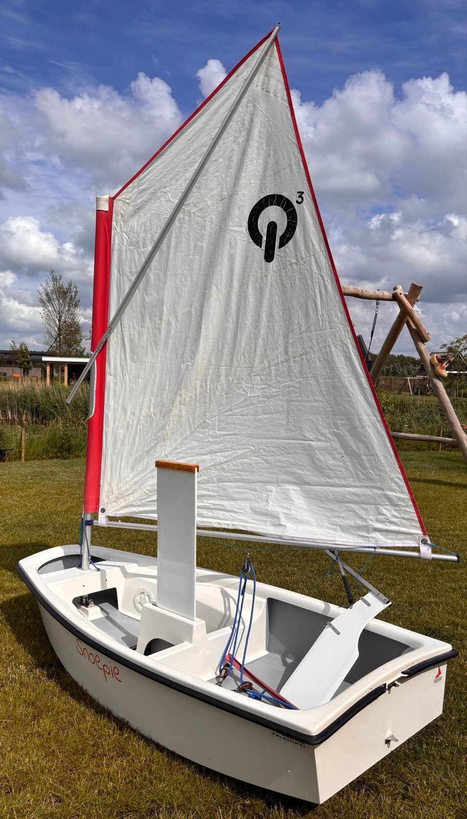 Optimist zeilboot - Ideaal voor beginners en jeugd, Watersport en Boten, Open zeilboten, Ophalen, Gebruikt, Roer, Polyester