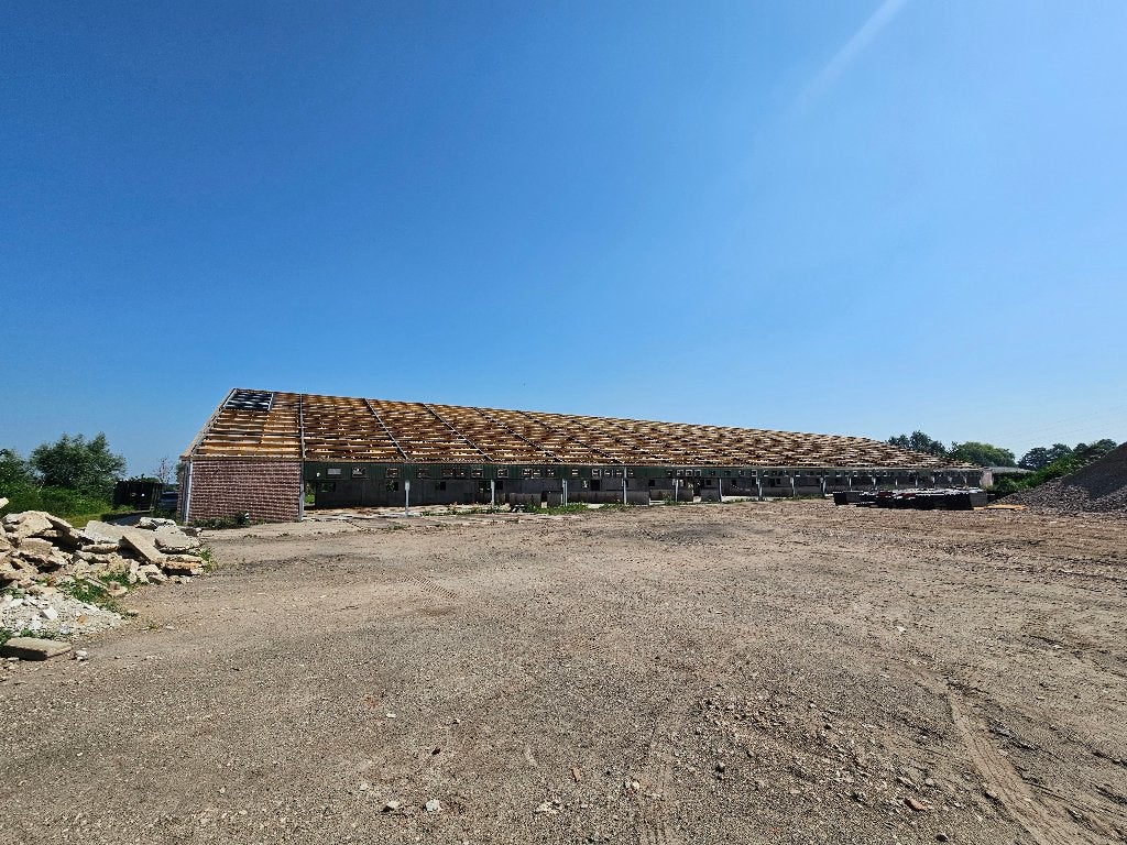 Grote schuur!!! ca 91.1*35.8 mtr maar 7 jaar oud!, Ophalen, Tot 1 ha, Overige bestemmingen
