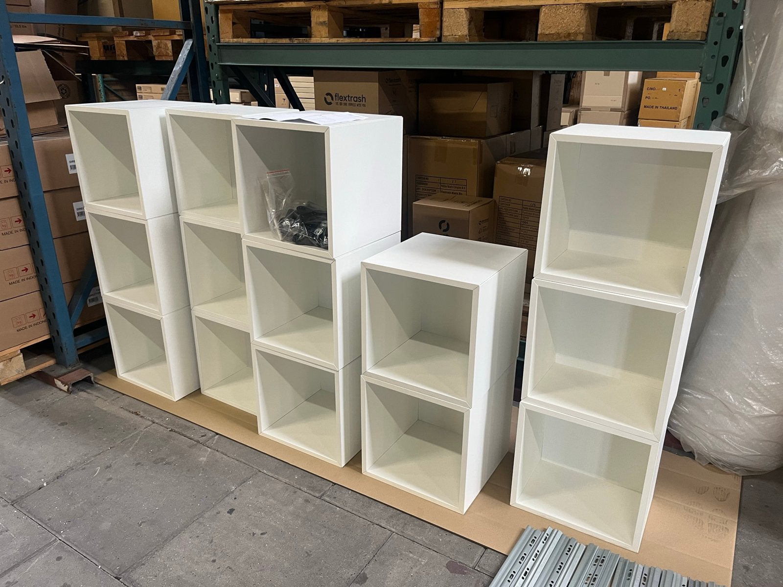 Ikea Eket wandkasten - Diverse afmetingen met ophangbeugels, Ophalen, Zo goed als nieuw