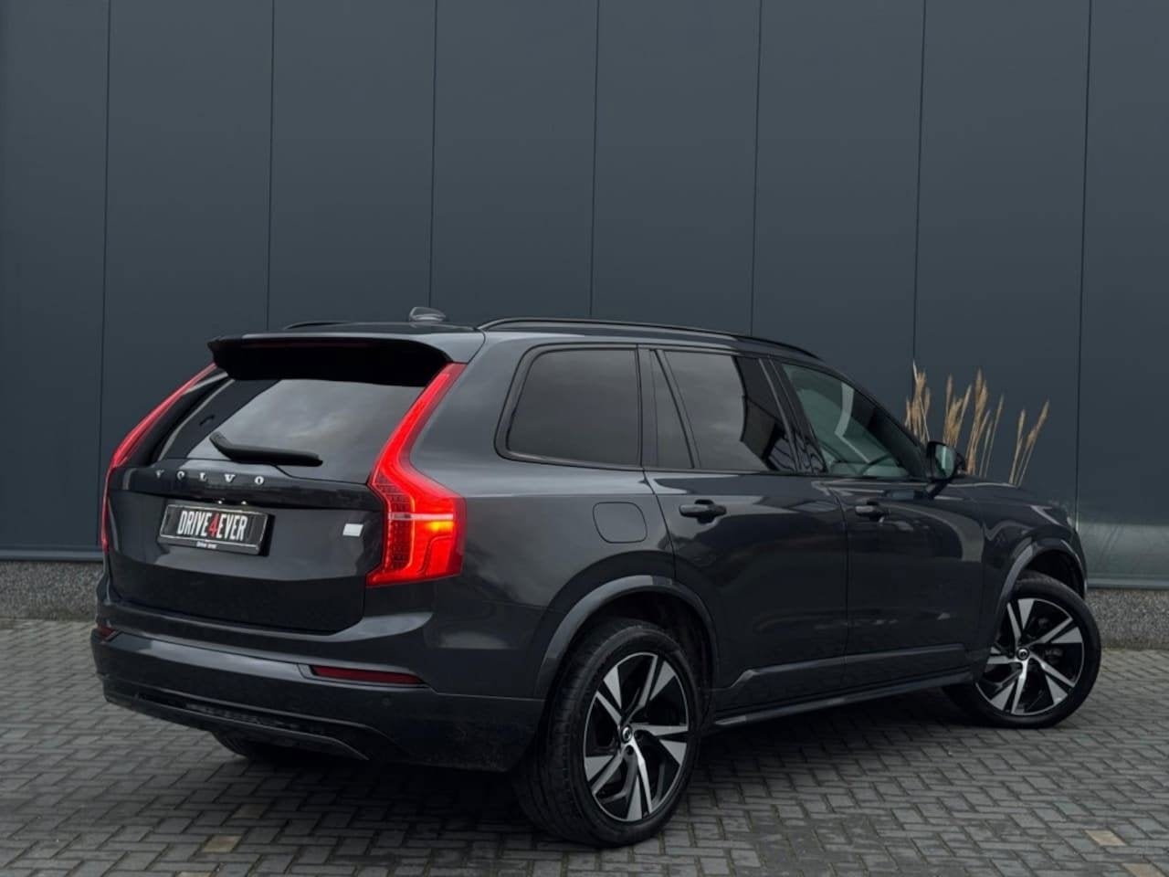 Volvo XC90 2.0 T8 Recharge AWD R-Design | Memory | Dodehoek, Auto's, Volvo, Dealer onderhouden, Gebruikt, Zwart, 4 cilinders