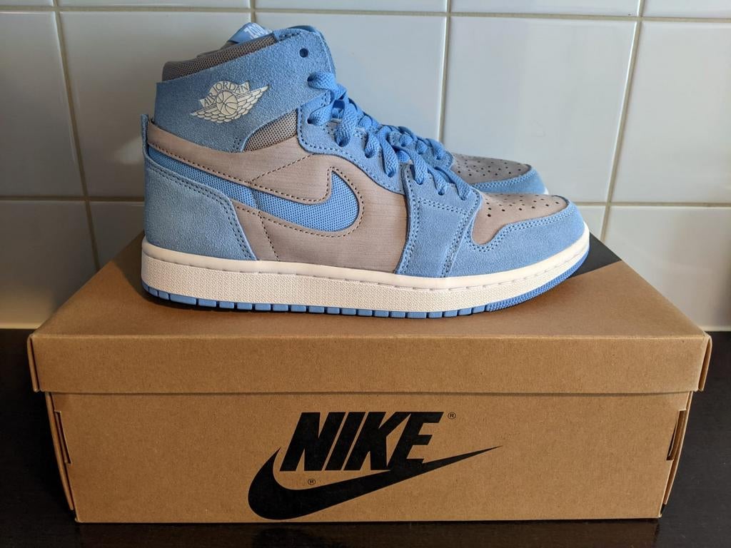 Nieuwe Nike Air Jordan 1 Zoom Air CMFT 2 University Blue, Blauw, Sportschoenen, Nieuw, Ophalen of Verzenden