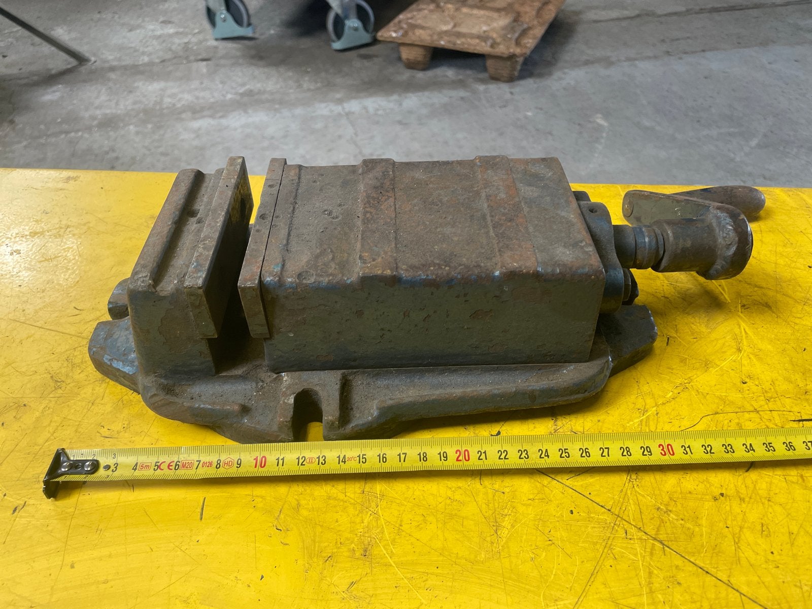 Robuuste machineklem - Gebruikt, Ophalen, Gebruikt