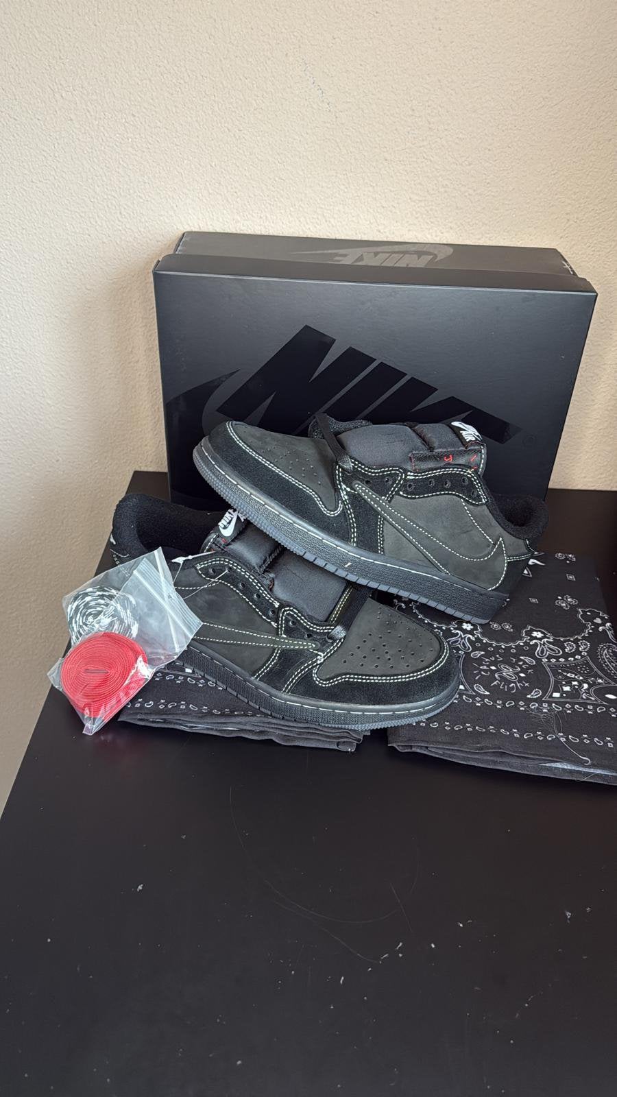 nike air jordan 1 travis scott - sizes : 36/37,5/38, Ophalen of Verzenden, Nieuw, Zwart, Sneakers of Gympen