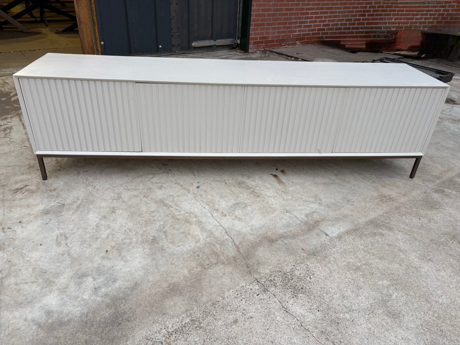 Madison Sand TV-Meubel – Nieuw, Ophalen, 25 tot 50 cm, Minder dan 100 cm