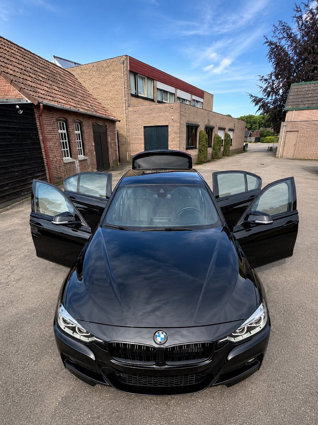 BMW 3-Serie 330e Iperformance 252pk Aut 2017 Zwart, Auto's, BMW, 1998 cc, Achterwielaandrijving, Zwart, 48 km/l