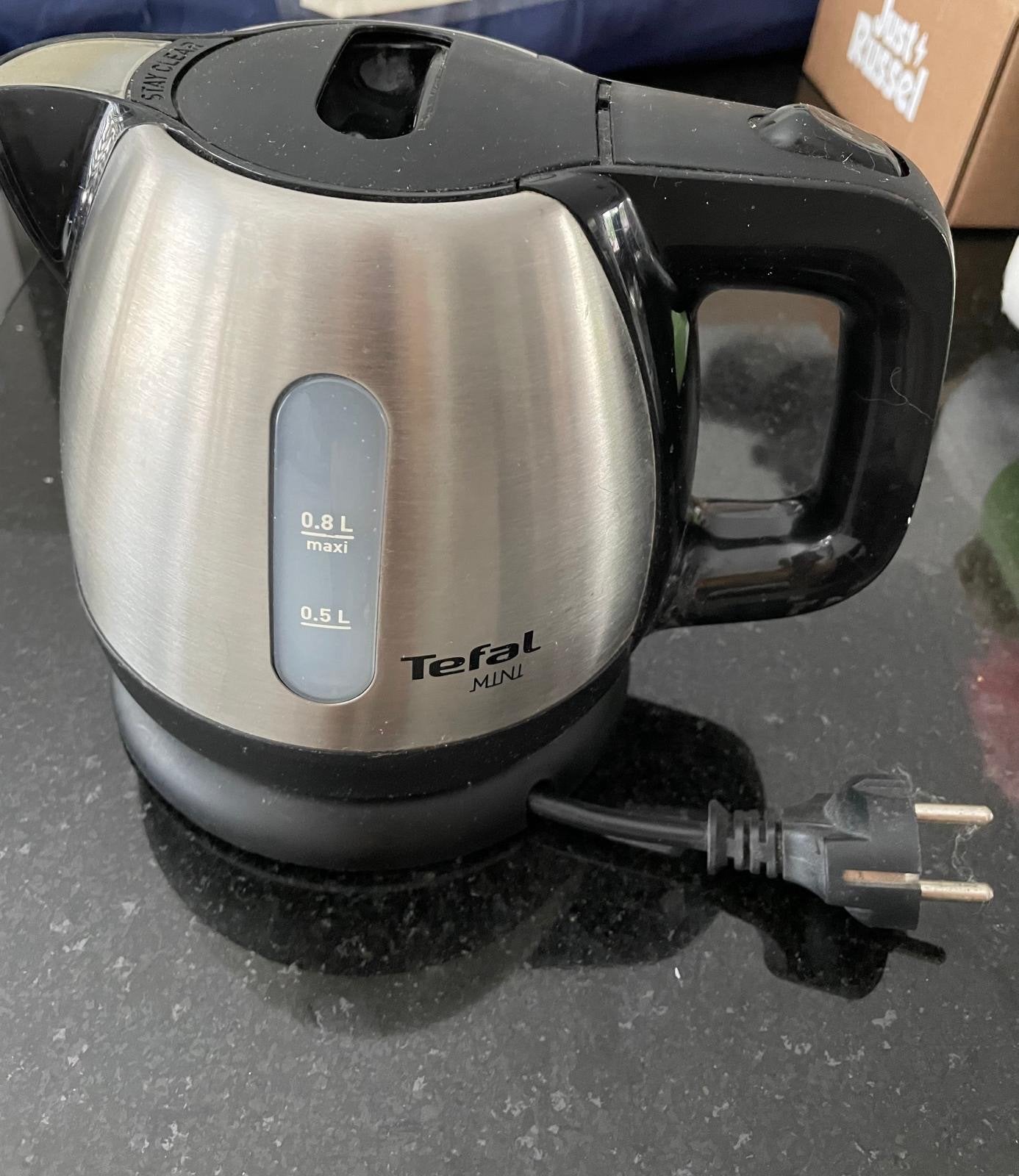 Tefal Mini Waterkoker 0.8L - Compact en RVS, Minder dan 1 liter, Ophalen of Verzenden, Zo goed als nieuw, Rvs