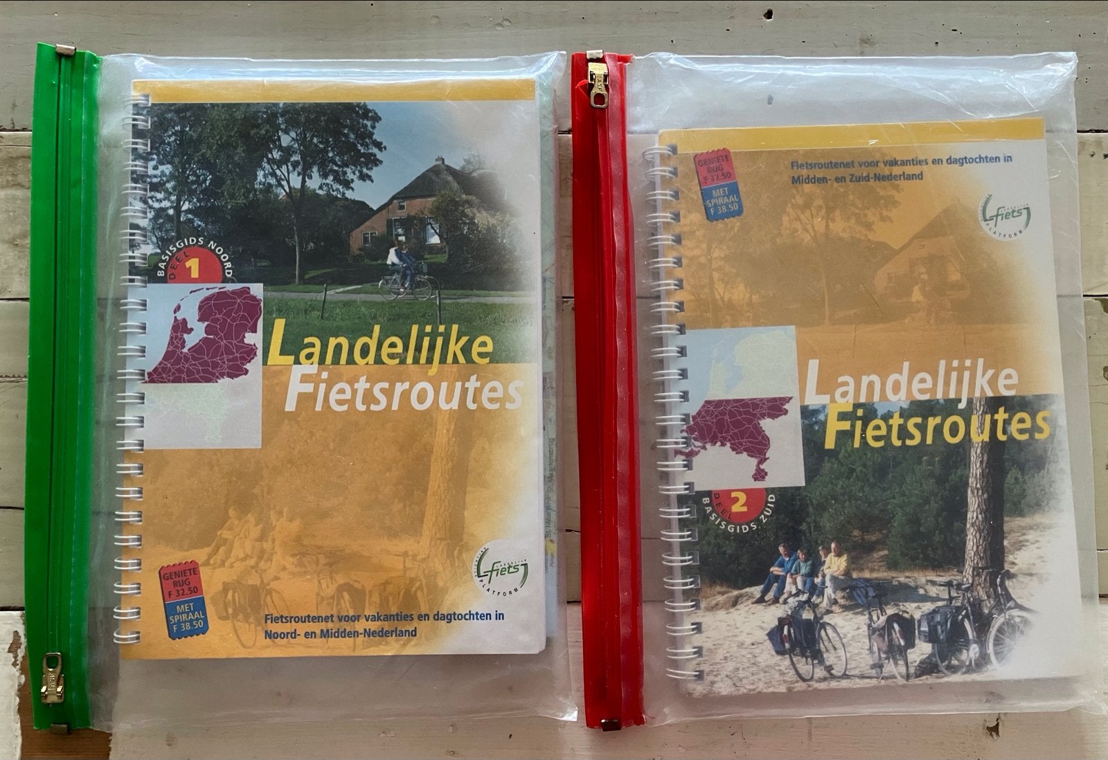 Landelijke fietsroutes deel 1 en 2, Boeken, Reisgidsen, Reisgids of -boek, Benelux, Ophalen, Gelezen