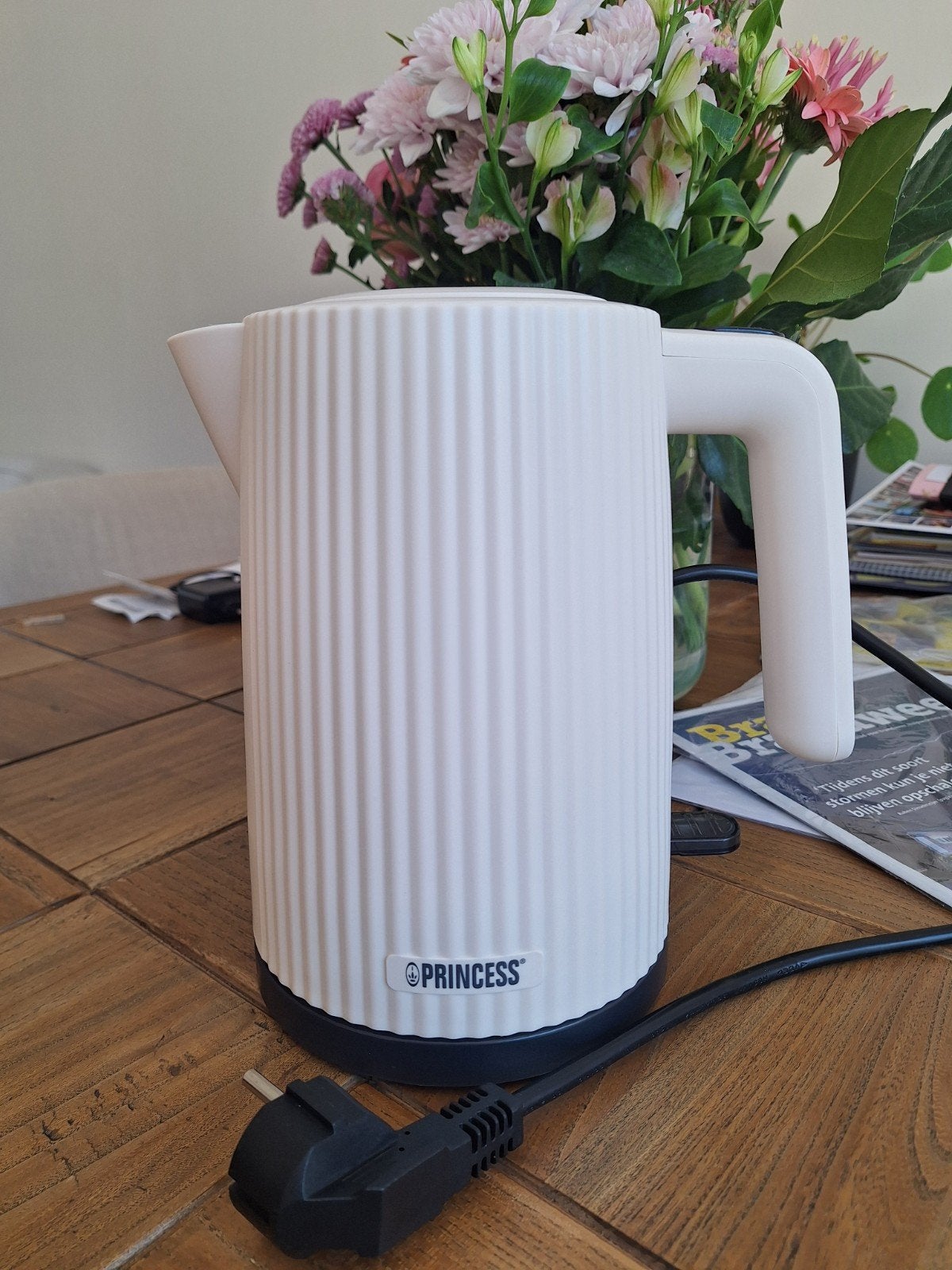 Princess waterkoker - Wit, 1.7L, 1 tot 2 liter, Ophalen of Verzenden, Zo goed als nieuw