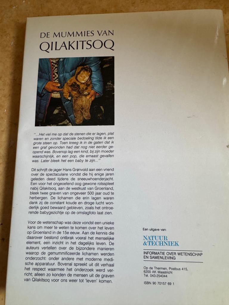 De Mummies van Qilakitsoq - Natuur & Techniek, Boeken, Wetenschap, Ophalen of Verzenden, Gelezen, Natuurwetenschap