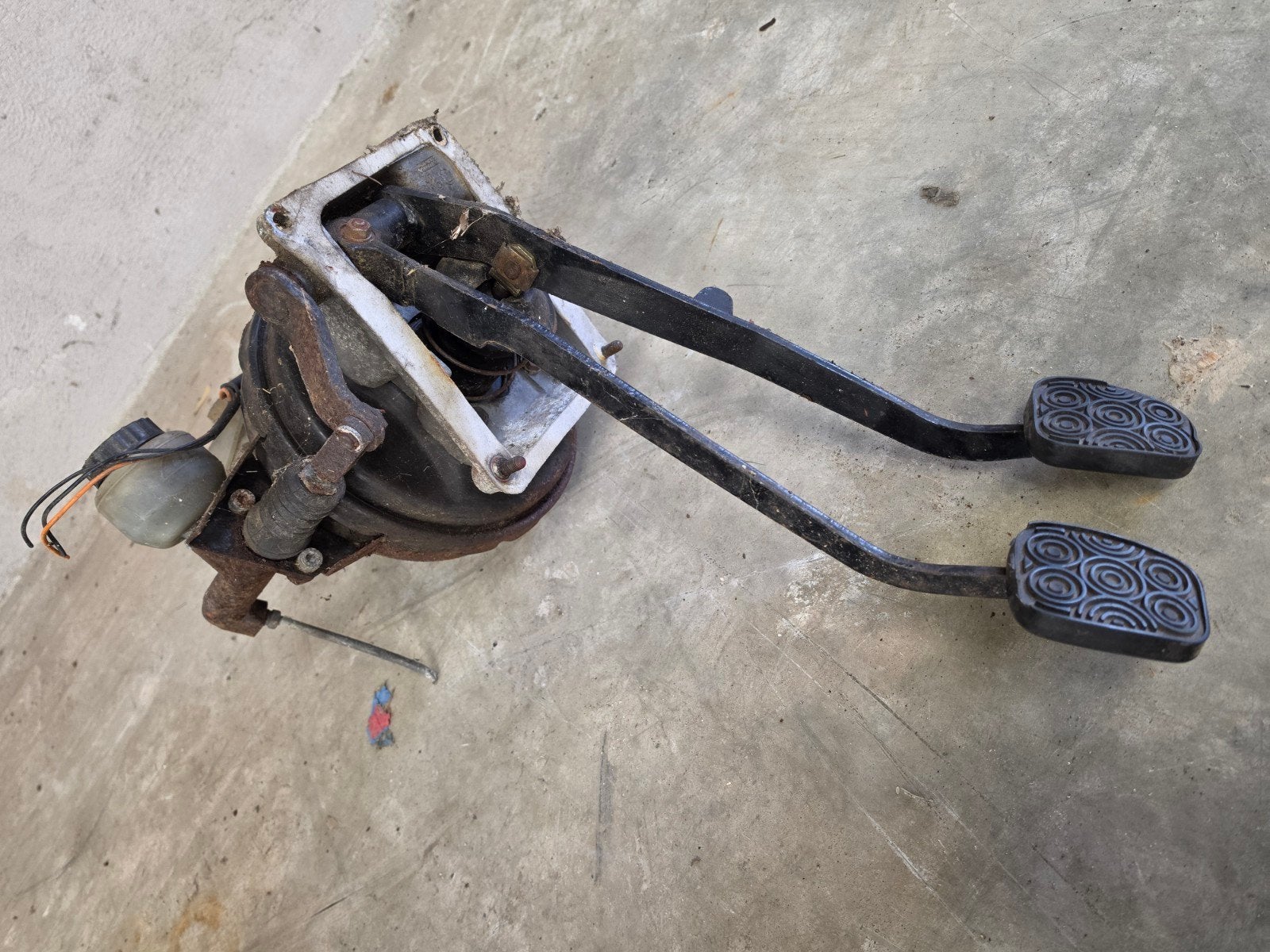 Alfa Romeo Spider pedalenbox met rembekrachtiger, Ophalen, Gebruikt, Alfa Romeo