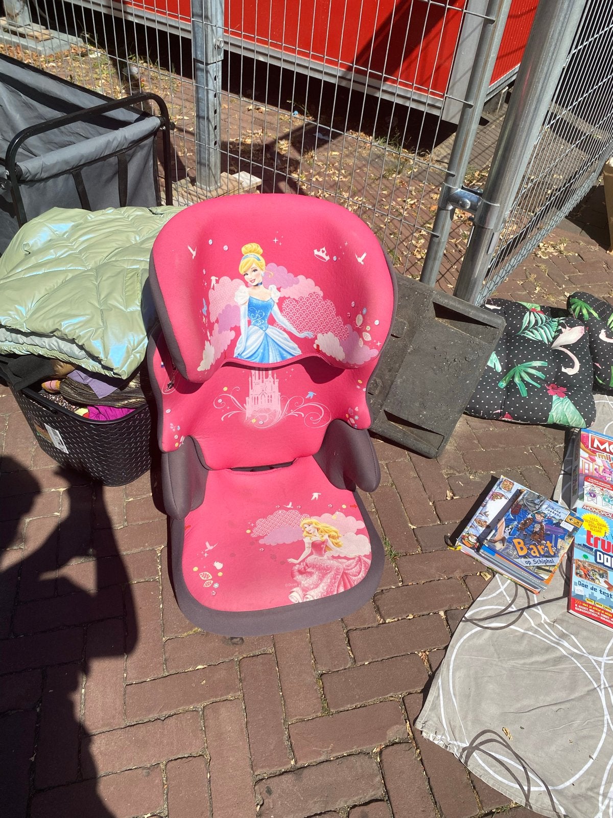 Roze kinderstoel auto met Disney prinsessen 15-36 kg, 15 t/m 36 kg, Zijbescherming, Ophalen, Overige merken