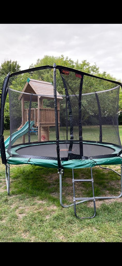 Avyna trampoline, Ophalen, Gebruikt