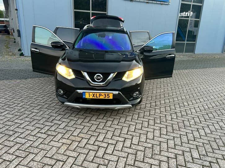 X-Trail1.6 dCi | Automaat | 7P | Panoramadak | Zeer Compleet, Auto's, Automaat, 4 cilinders, 7 stoelen, Zwart