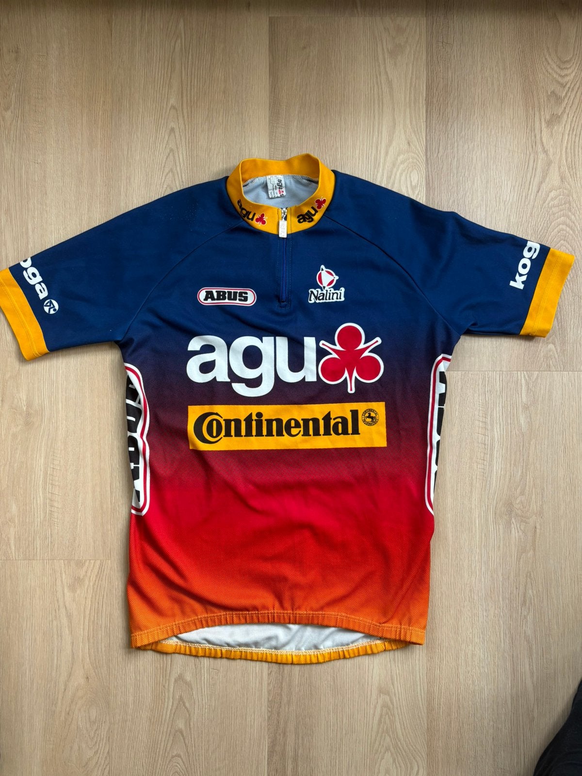 Vintage wielershirt koerstrui Agu Continental, Ophalen of Verzenden, Zo goed als nieuw, Bovenkleding