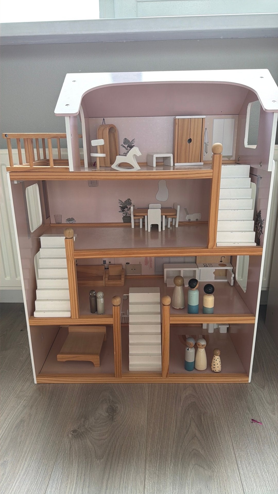 Popenhuis petite amelie, Ophalen, Zo goed als nieuw, Poppenhuis