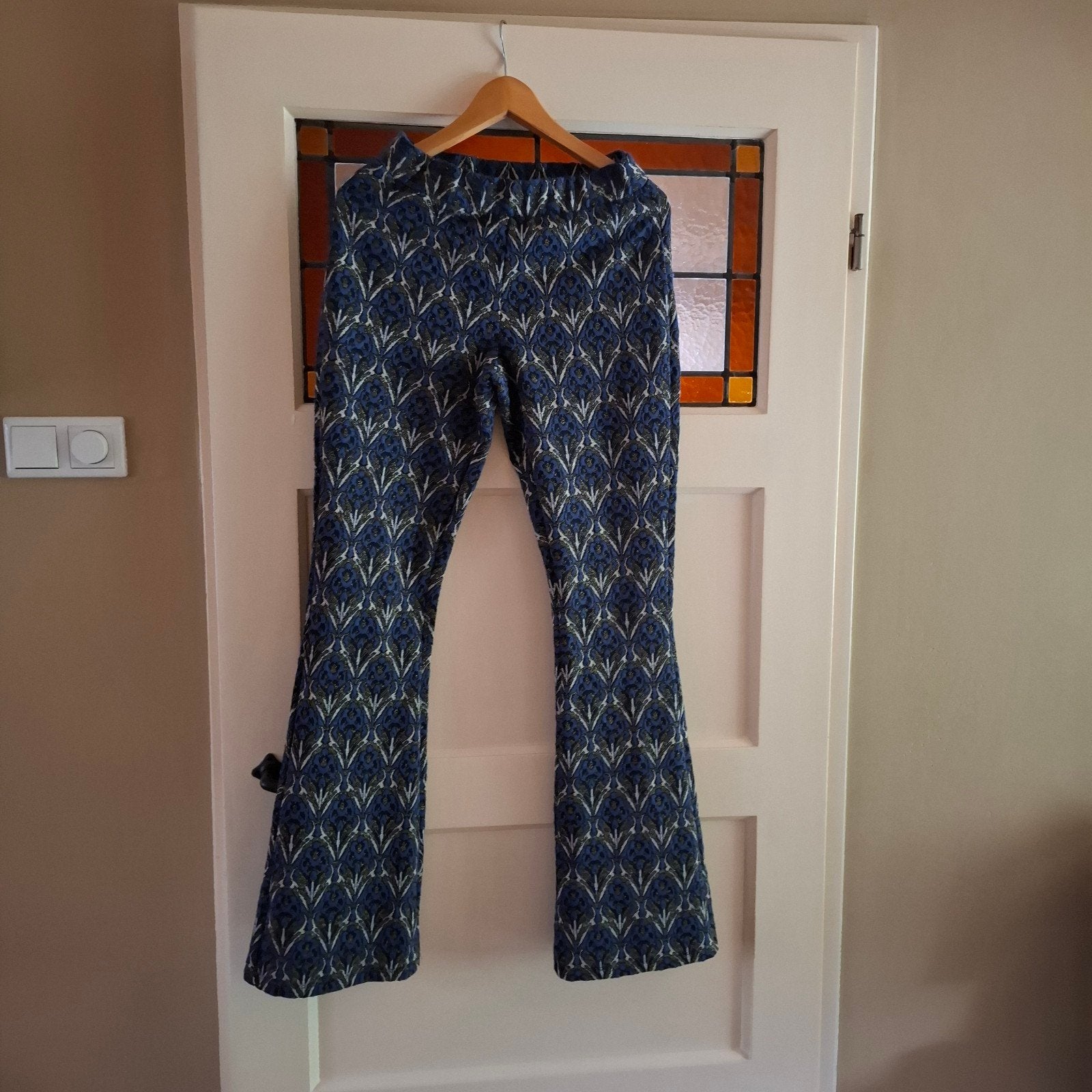 Cotton Club flared broek met patroon - Maat M, Maat 38/40 (M), Blauw, Nieuw, Ophalen of Verzenden