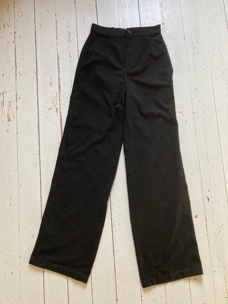 Bandplooibroek zwart, Kleding | Dames, Broeken en Pantalons, Zwart, Ophalen of Verzenden, Zo goed als nieuw, Pull & Bear