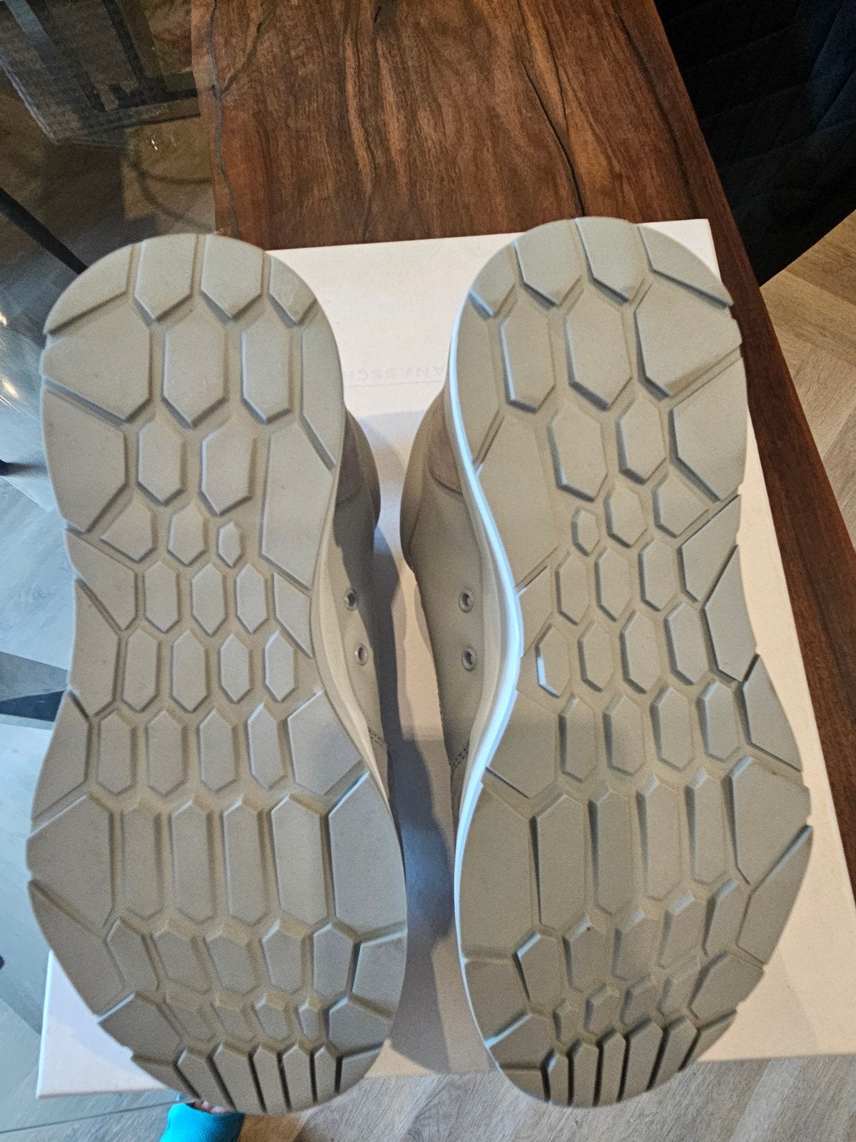 Nieuwe ETQ sneakers, maat 38, beige, Beige, Nieuw, Ophalen of Verzenden, Sneakers of Gympen