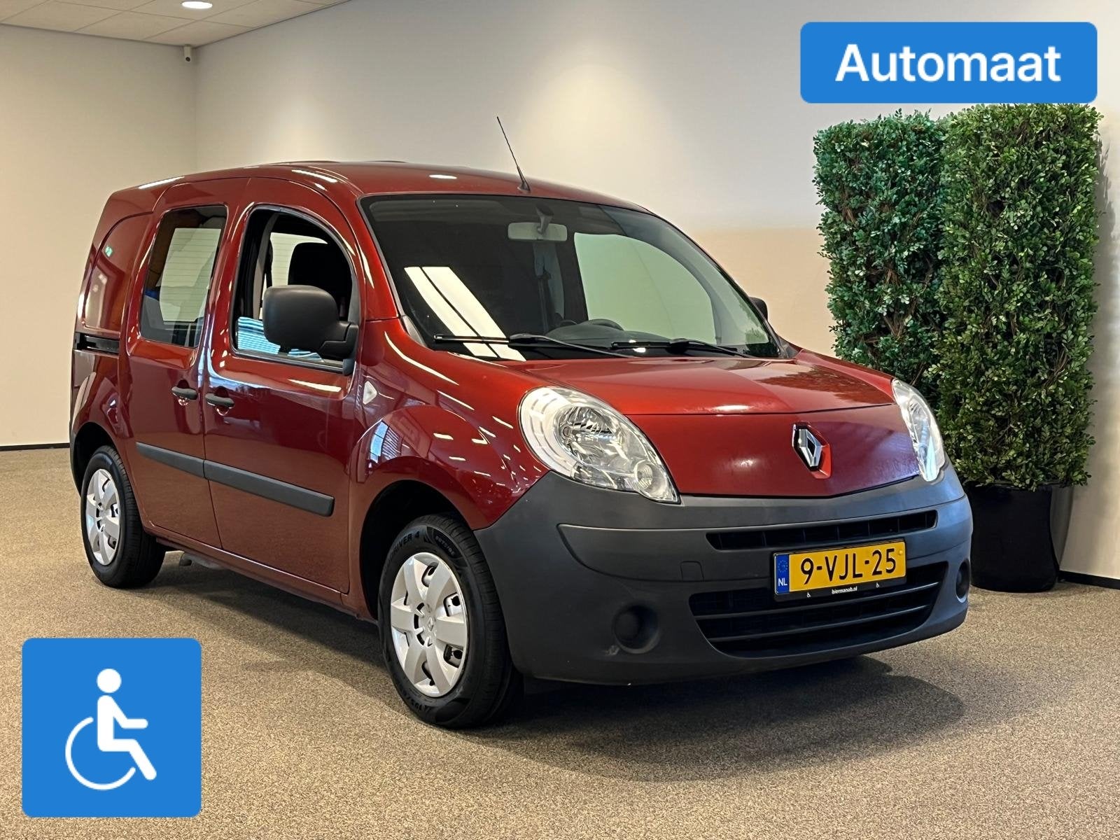 Renault Kangoo Rolstoelauto Automaat Zelfrijder Handbedienin, Auto's, Automaat, 12 maanden, Stof, Gebruikt