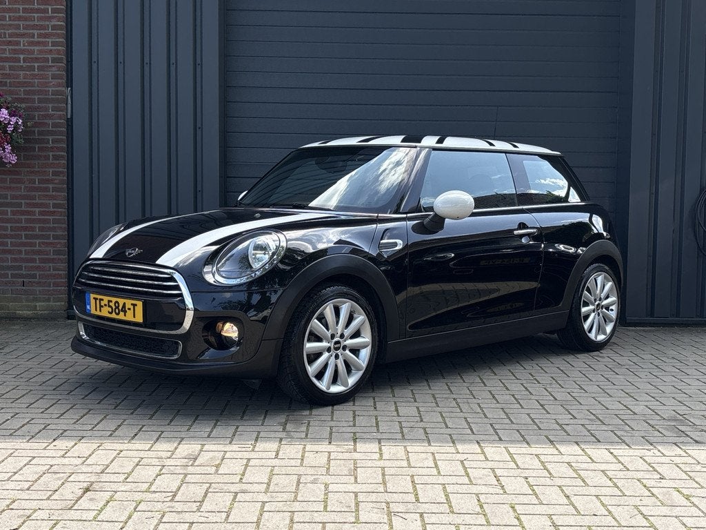 MINI Mini 1.5 Cooper Pepper - Climate Control - Cruise Contr, Auto's, Mini, Voorwielaandrijving, 136 pk, Gebruikt, 4 stoelen