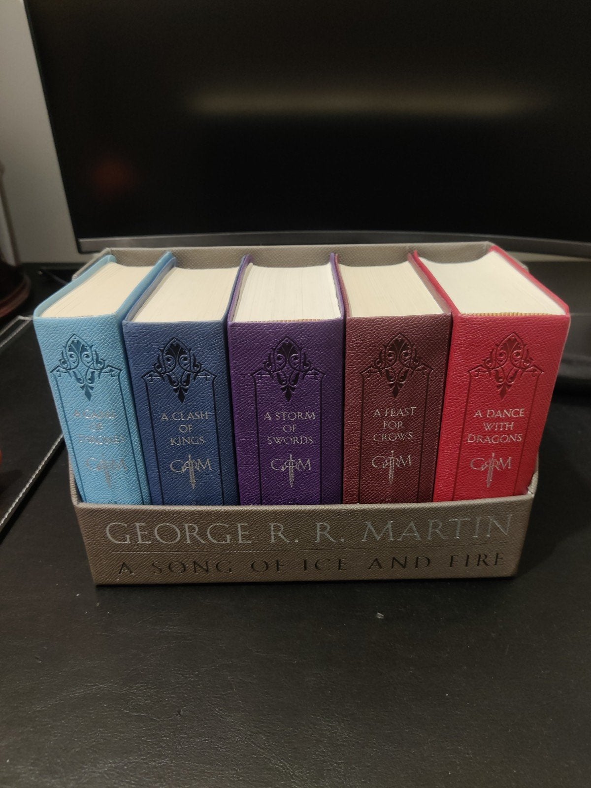A game of Thrones - Engels 1 tot 5, Boeken, Ophalen of Verzenden, Zo goed als nieuw, George R.R. Martin
