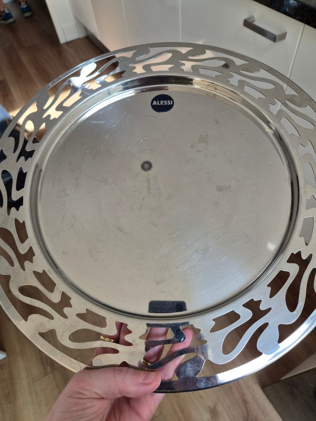 Alessi dienblad/schaal met opengewerkt design, Ophalen, Gebruikt, Rond, Metaal