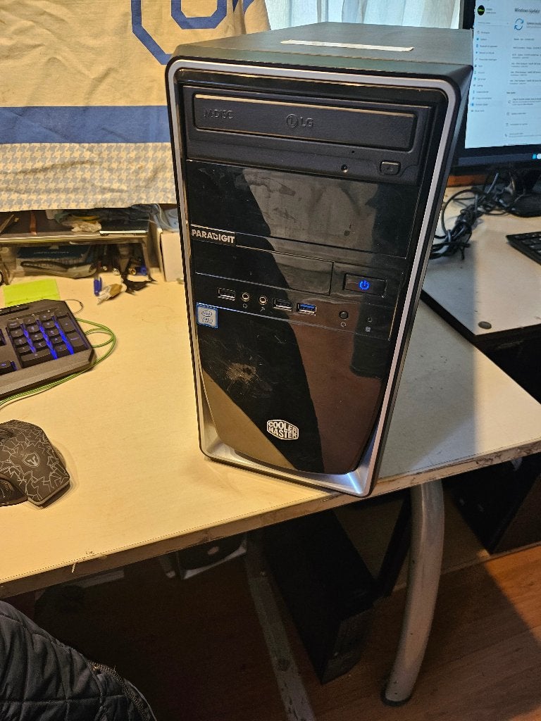 Intel core i5 8e generatie 8GB DDR4 Windows 11 64bit Pro, Ophalen of Verzenden, Zo goed als nieuw