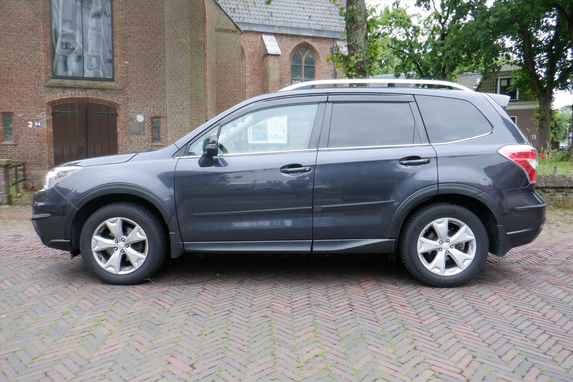 Subaru Subaru 2.5 Premium-LEER-CAMERA-STOELVERW.TREKHAAK-BOV, 12 maanden, Gebruikt, 4 cilinders, 2498 cc