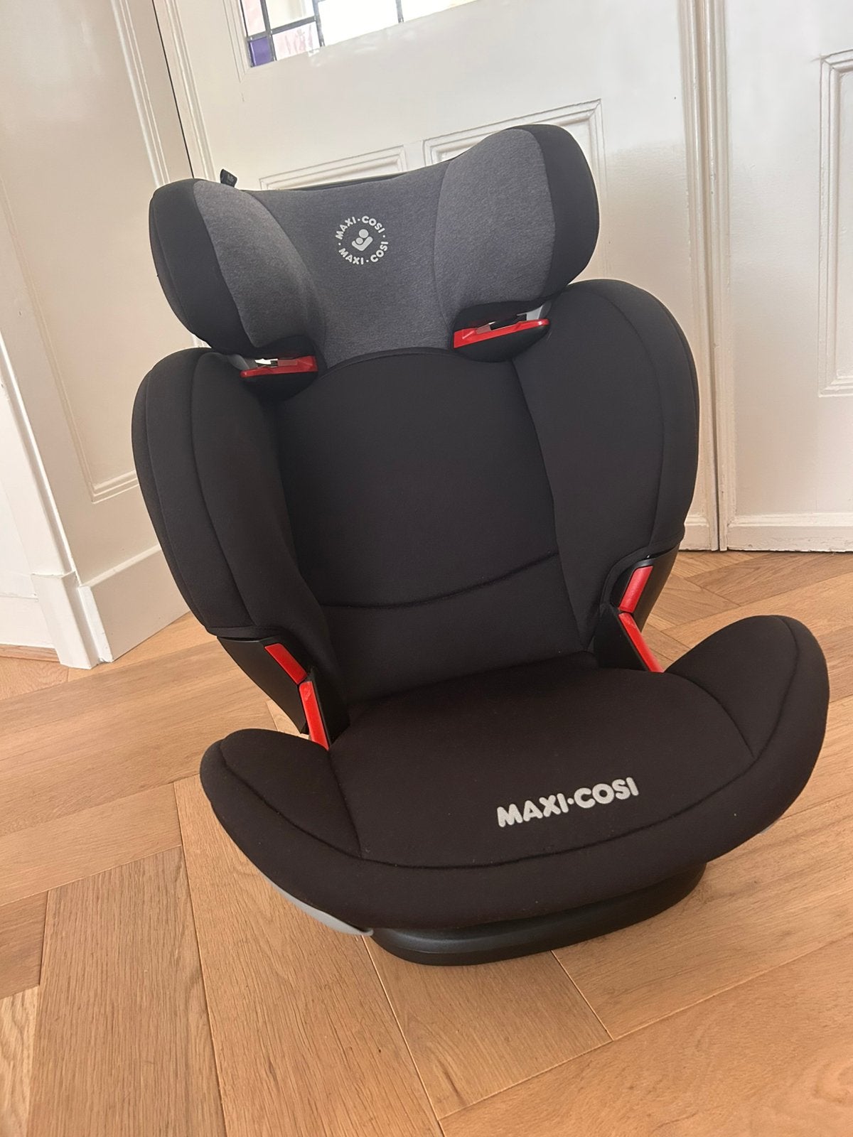 Maxi cosi rodifix (15-36 kg) isofix zwart, Ophalen, 15 t/m 36 kg, Zo goed als nieuw, Isofix