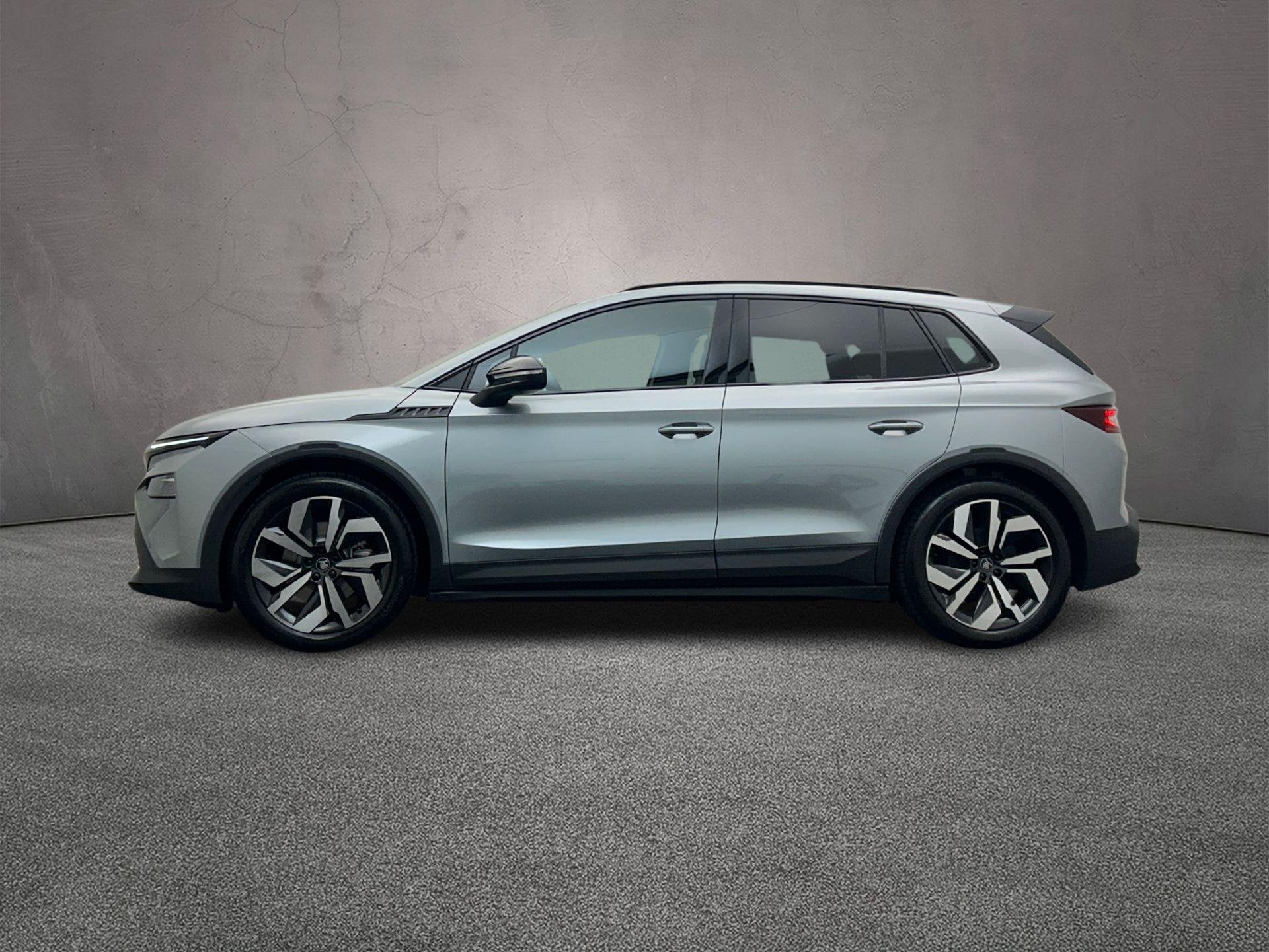 Skoda Elroq 60 Sportline 204pk Automaat Trekhaak, Adaptive c, Auto's, Automaat, Achterwielaandrijving, 63 kWh, 204 pk