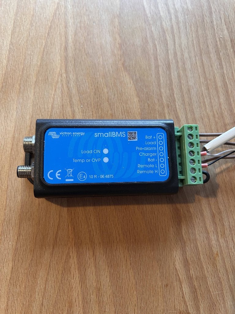 Victron smallBMS, Ophalen of Verzenden, Zo goed als nieuw