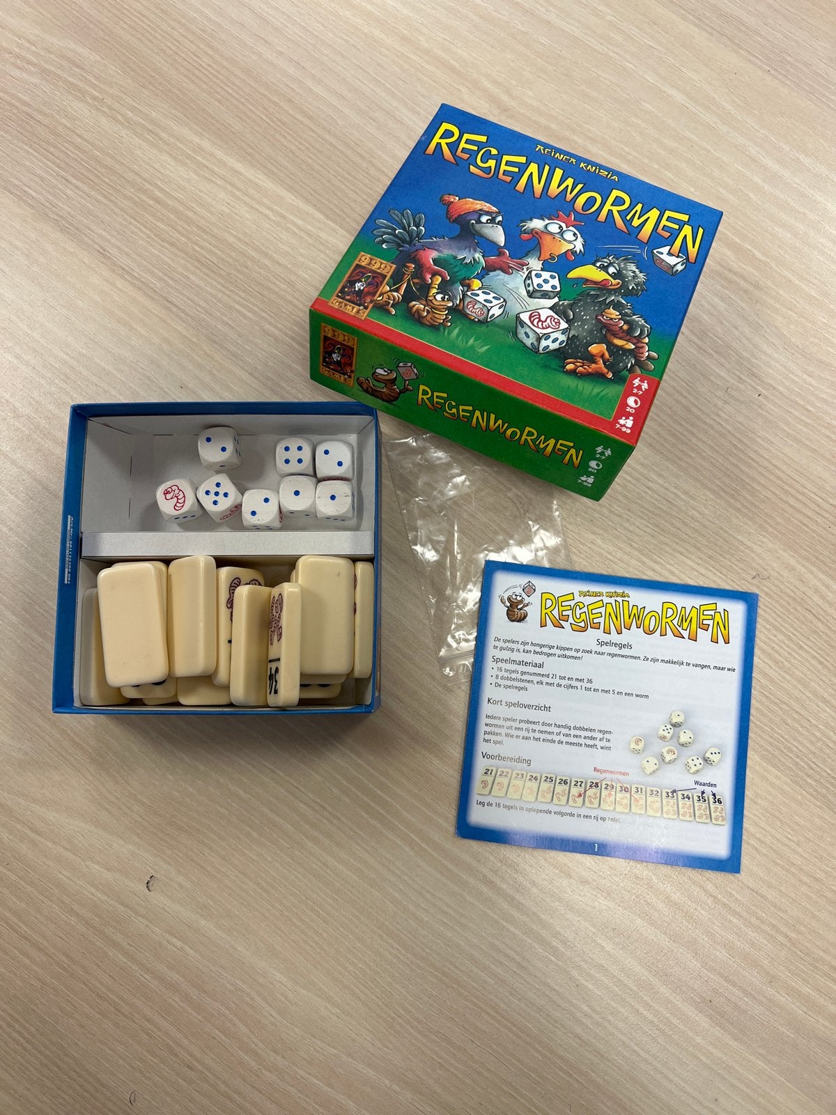 Regenwormen bordspel - Zo goed als nieuw, Een of twee spelers, Ophalen of Verzenden, Zo goed als nieuw