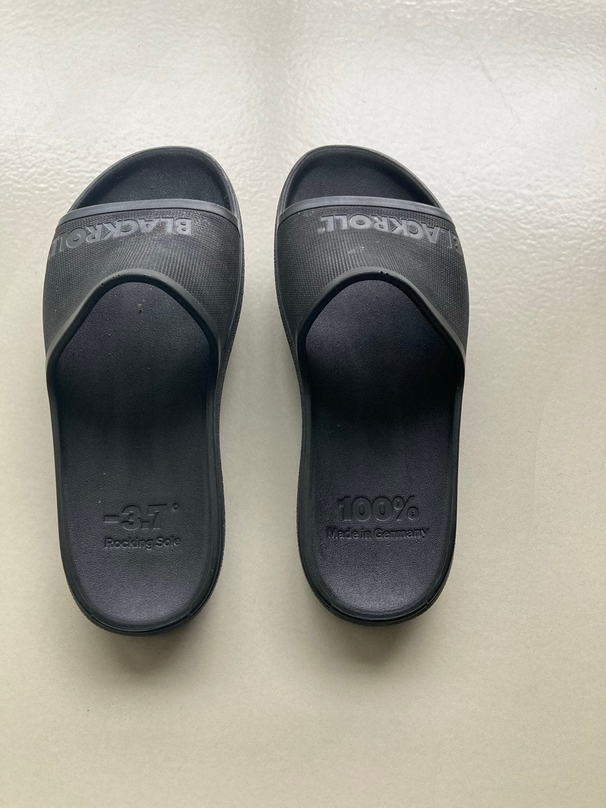 Blackroll slippers -37 Rocking Sole, Ophalen of Verzenden, Gedragen, Zwart, Slippers