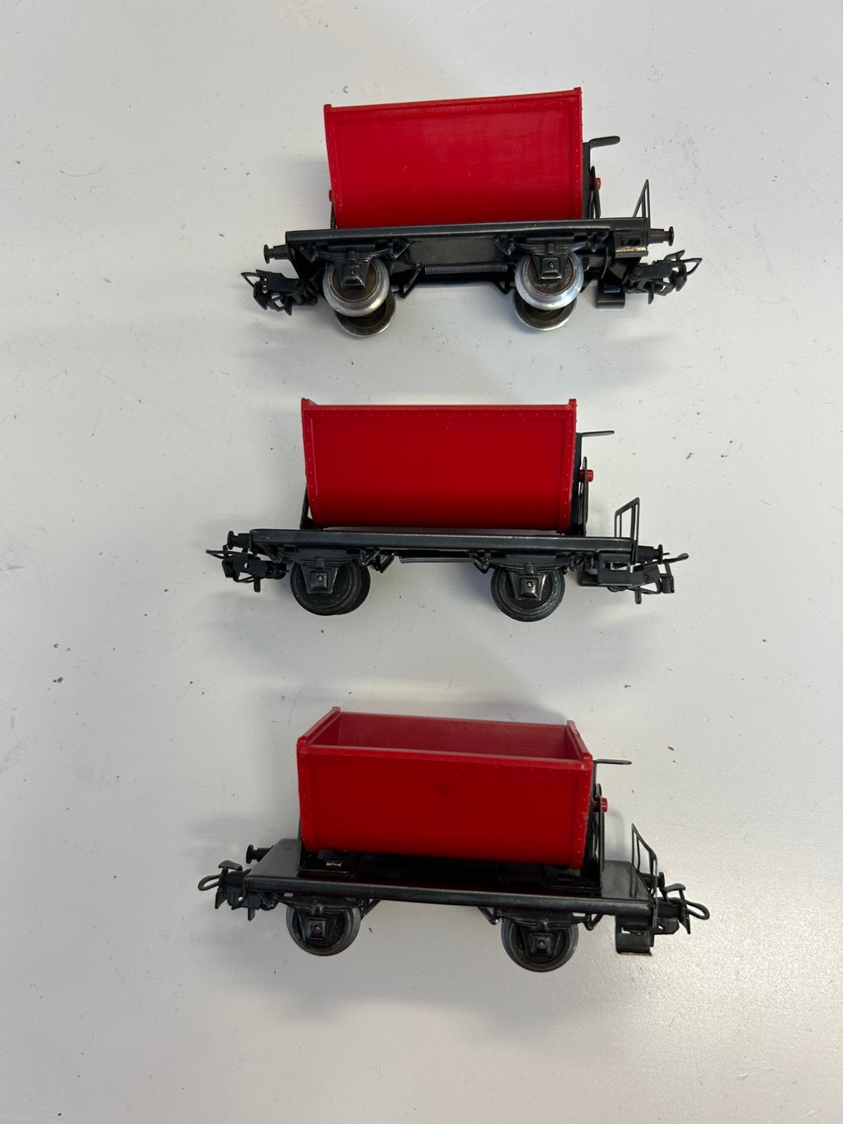 Märklin 4513  , kiepwagons 3 stuks, Hobby en Vrije tijd, Modeltreinen | H0, Wisselstroom, Gebruikt, Verzenden, Wagon