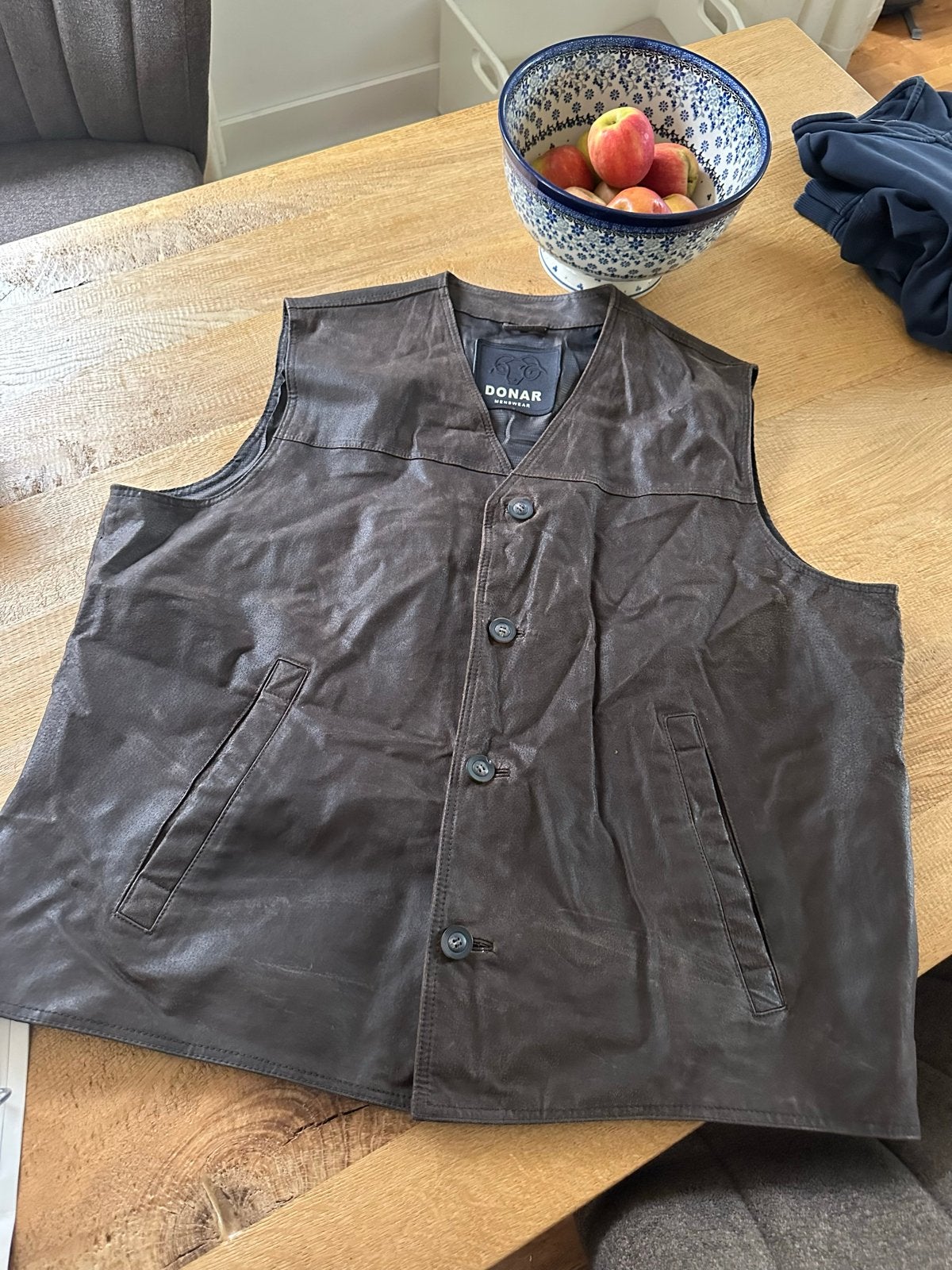 Donar Menswear Leren Gilet - Bruin, Maat 64, Ophalen of Verzenden, Gedragen