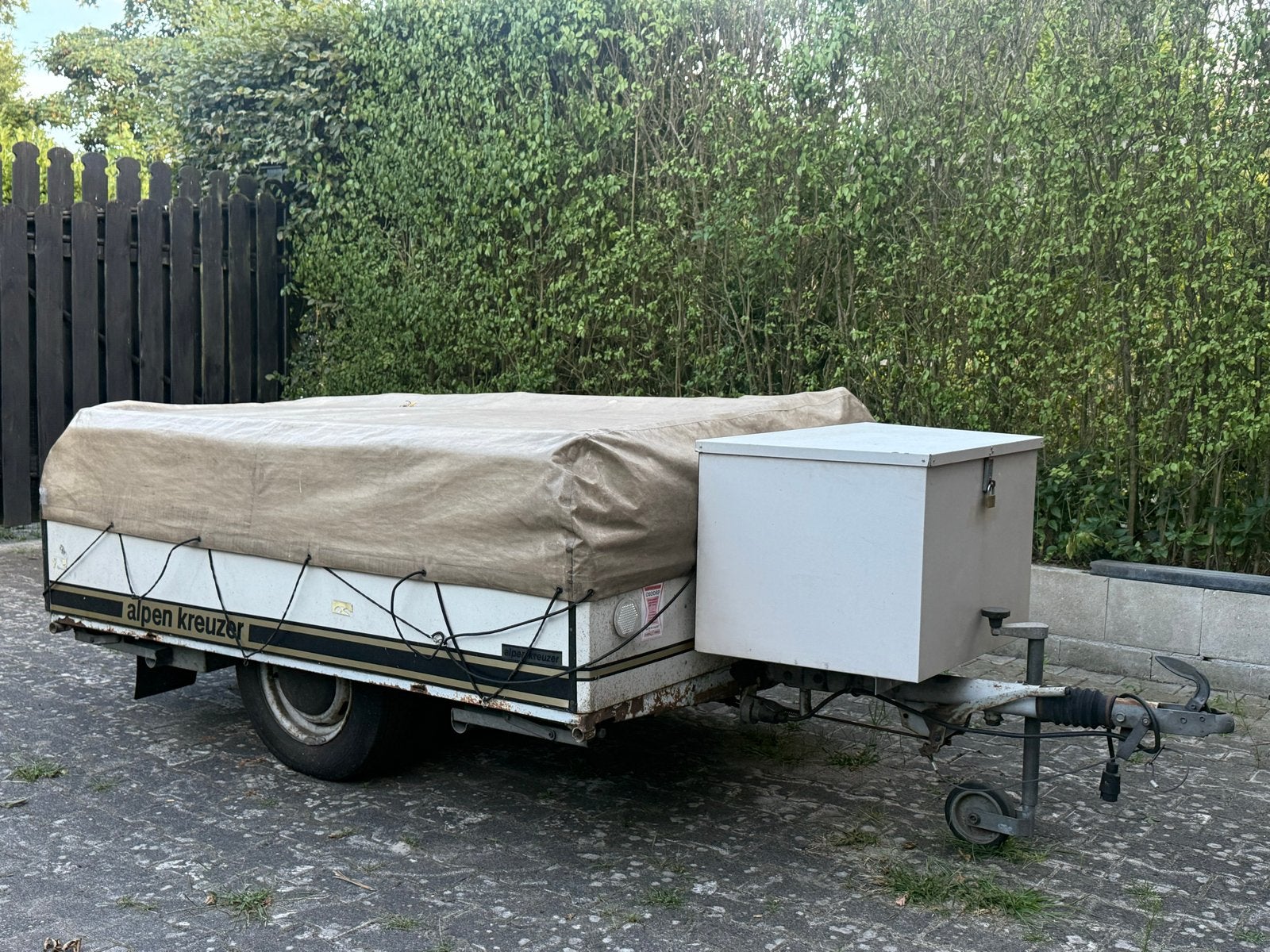 Alpenkreuzer vouwwagen + voortent keuken vouwcaravan caravan, Alpenkreuzer, Beige, Ophalen of Verzenden, Aanwezig