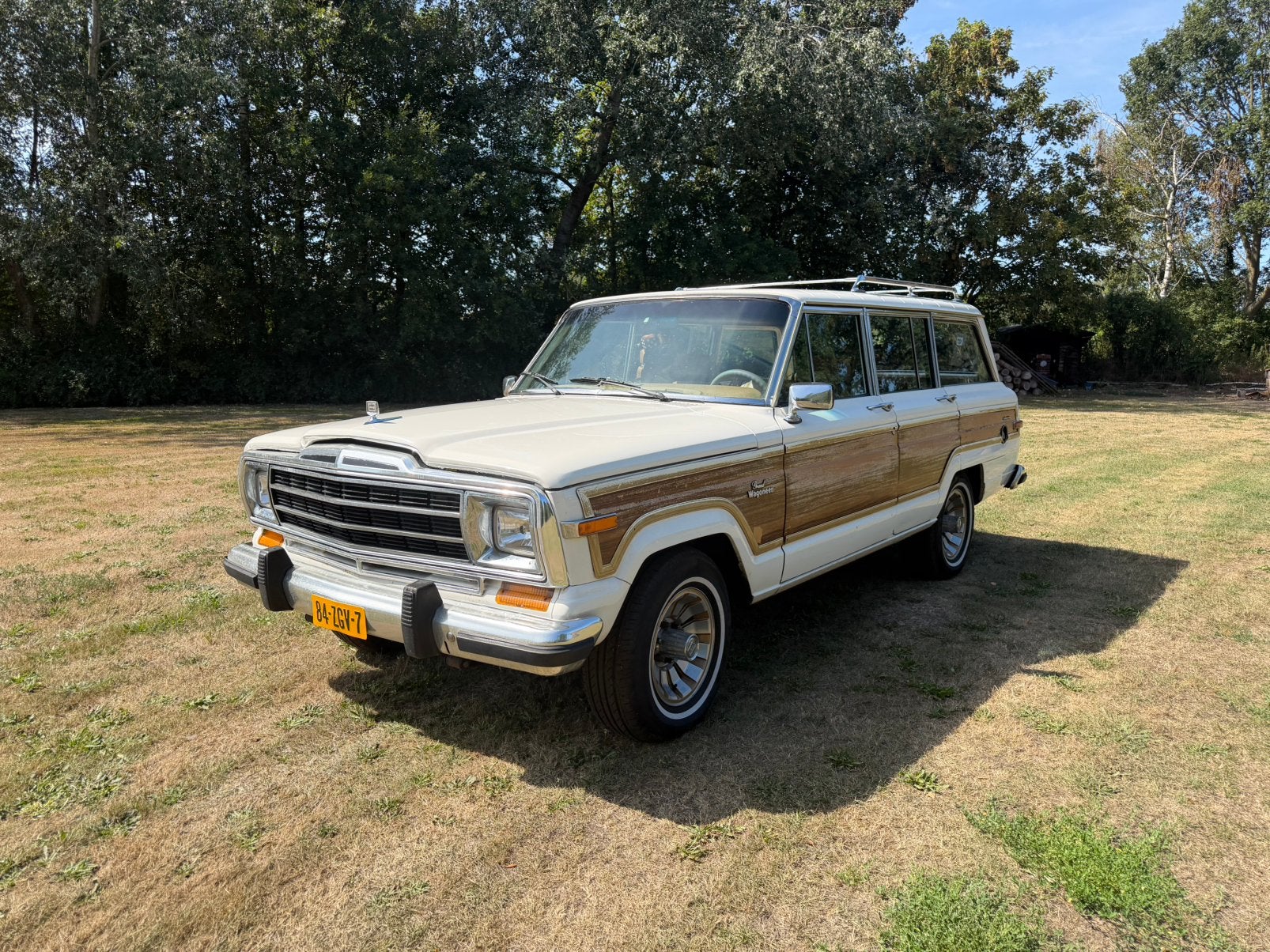 Jeep Wagoneer 5.9 AUT 4WD 1986 Wit, Auto's, Automaat, 1940 kg, 8 cilinders, 2000 kg