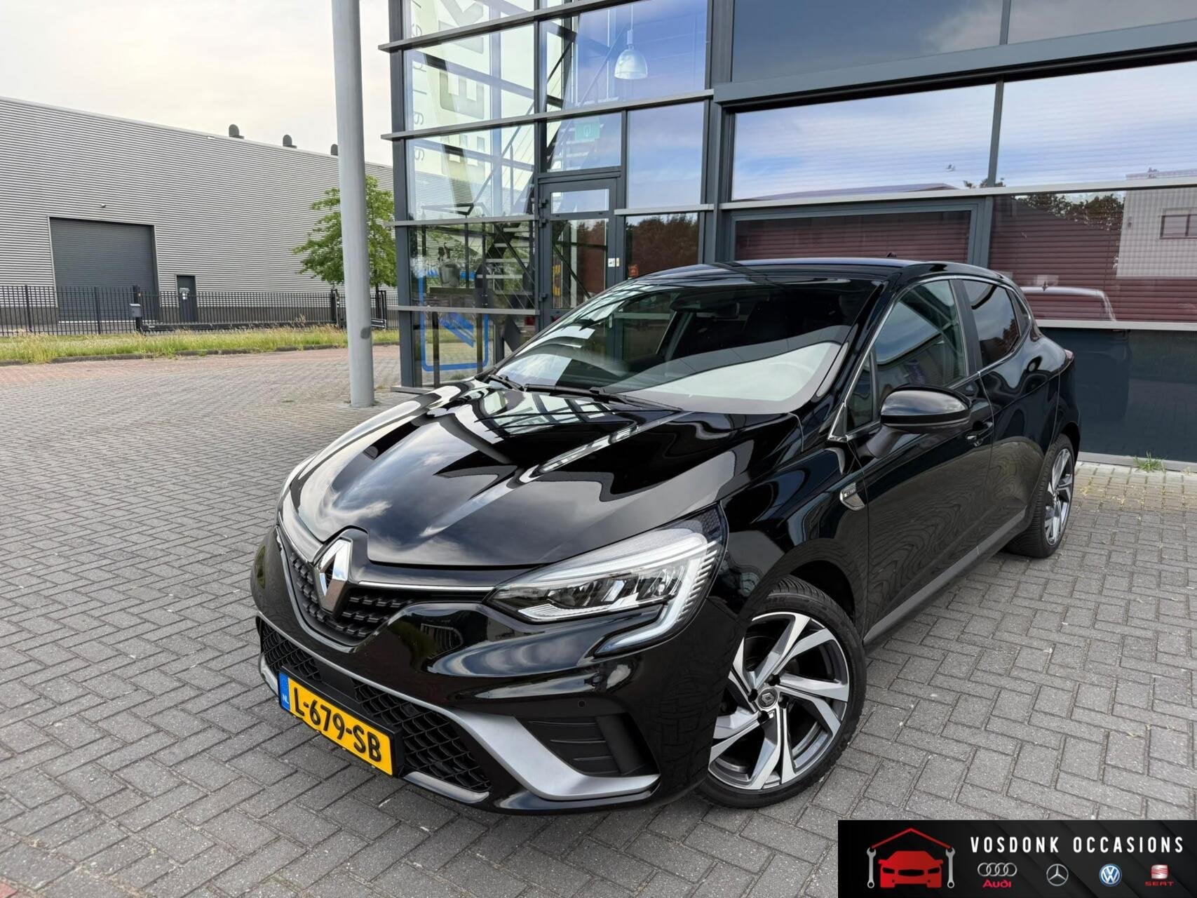 Renault Clio 1.3 TCe R.S. Line/Automaat/Virtualdash/ sfeerve, 15 km/l, Gebruikt, Euro 6, 4 cilinders