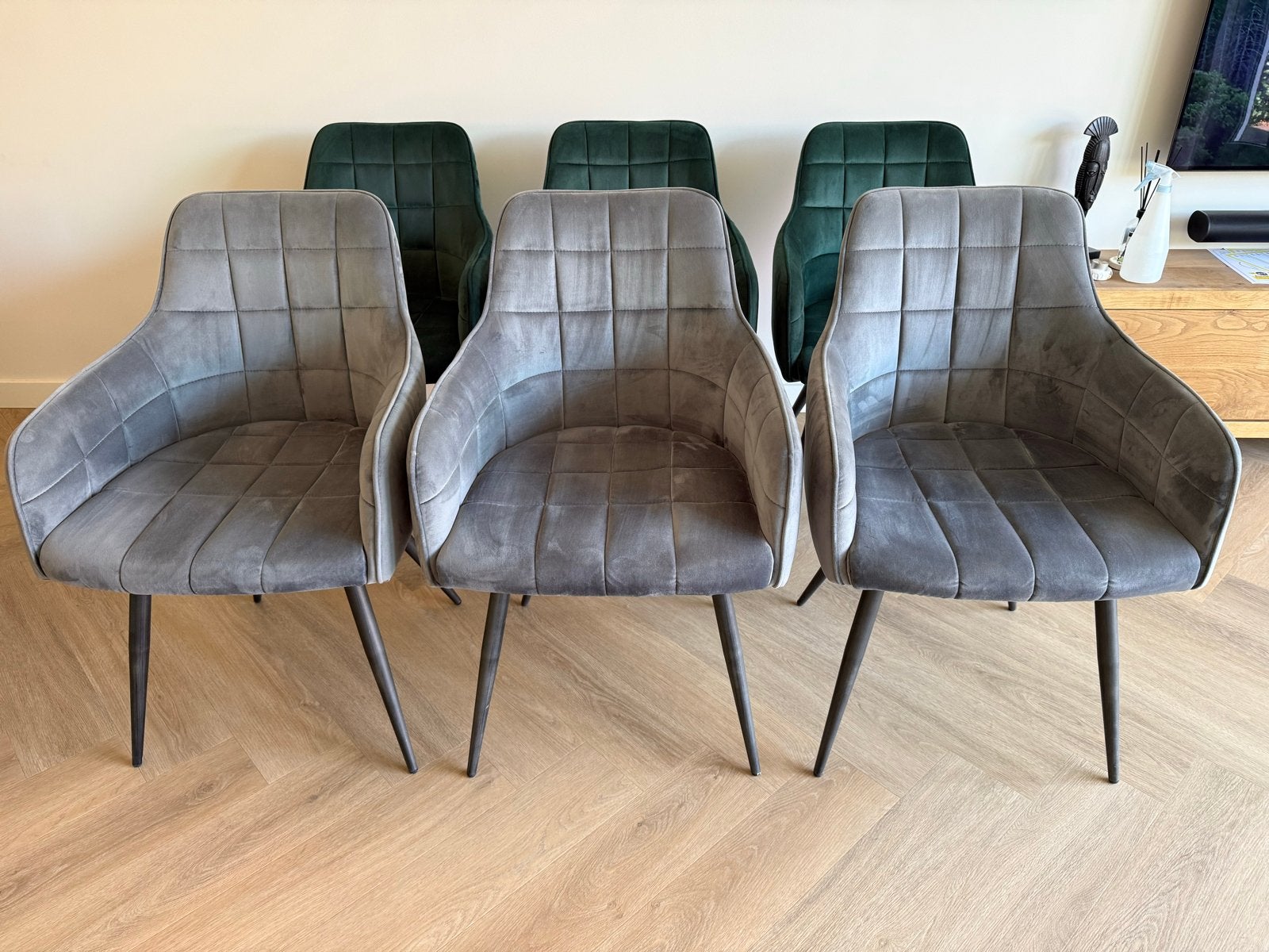 Set van 6 velours eetkamerstoelen met stalen poten, Huis en Inrichting, Stoelen, Ophalen, Zo goed als nieuw, Metaal, Grijs
