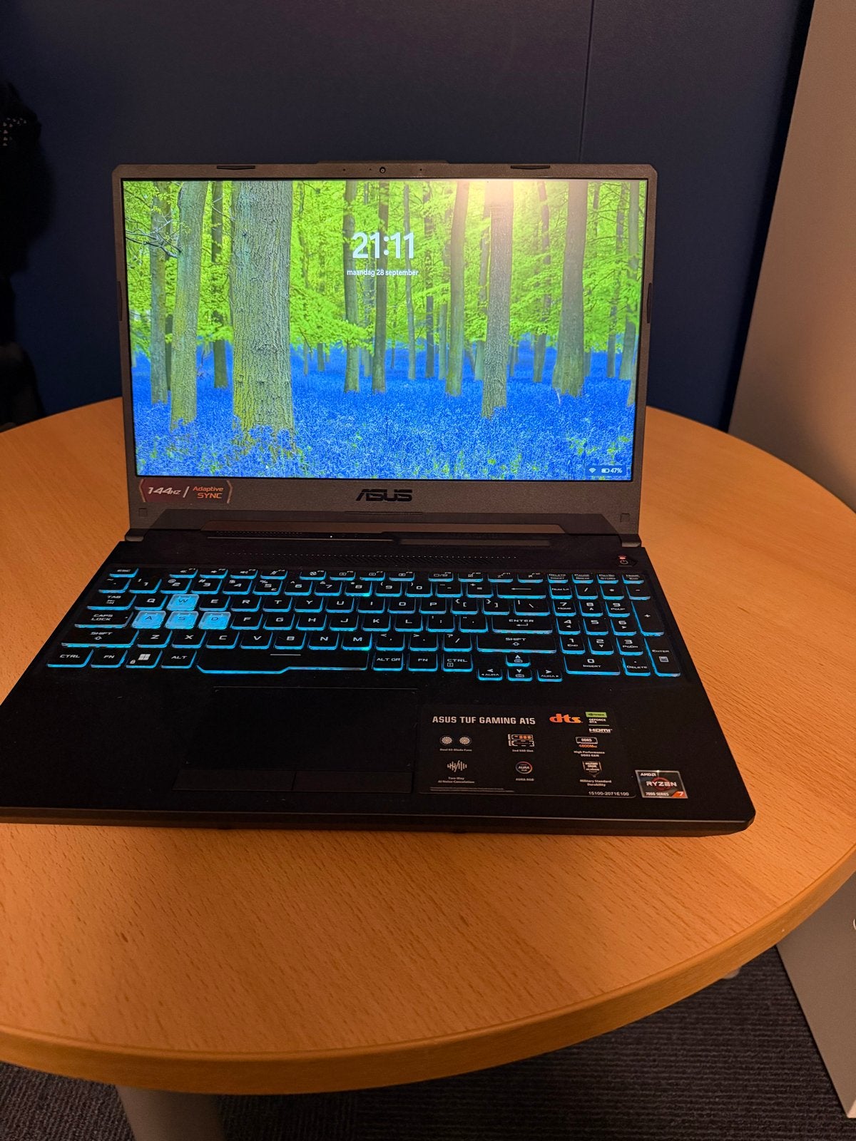 Foto 2 van ASUS TUF Gaming A15 - Krachtige Gaming Laptop