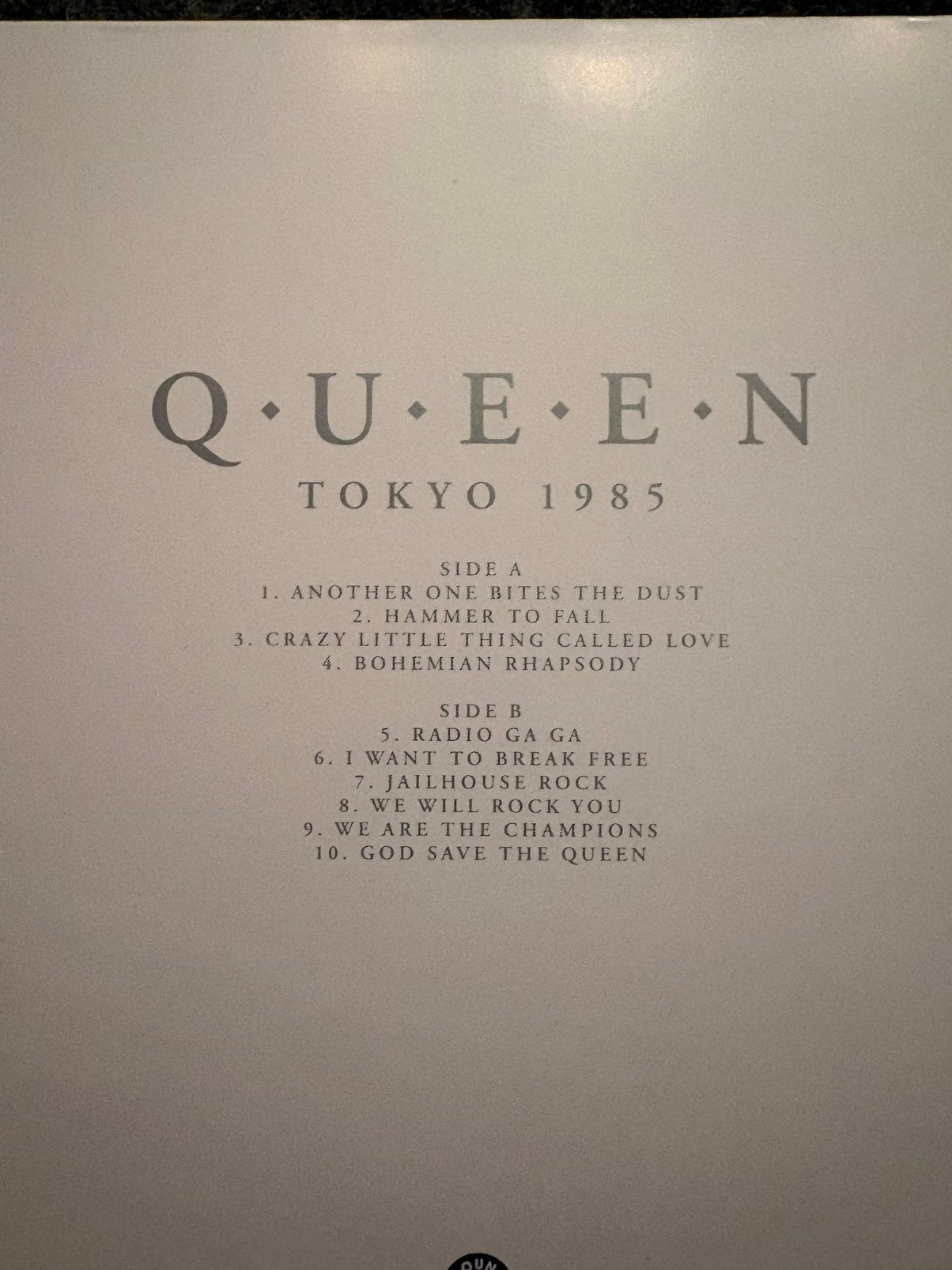 Foto 6 van Queen Tokyo 1985 volume 1 and 2 (rare/coloured vinyl)