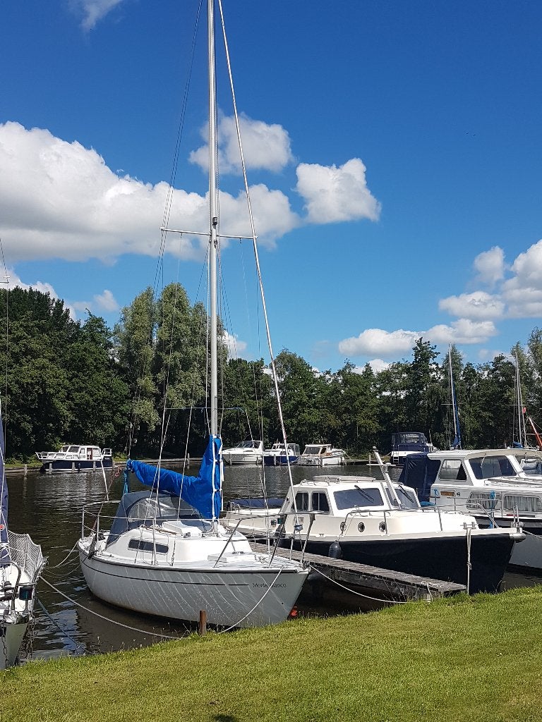 Kajuitzeilboot Hurley 700, Watersport en Boten, Ophalen, 6 meter of meer, Gebruikt, 15 tot 30 m²