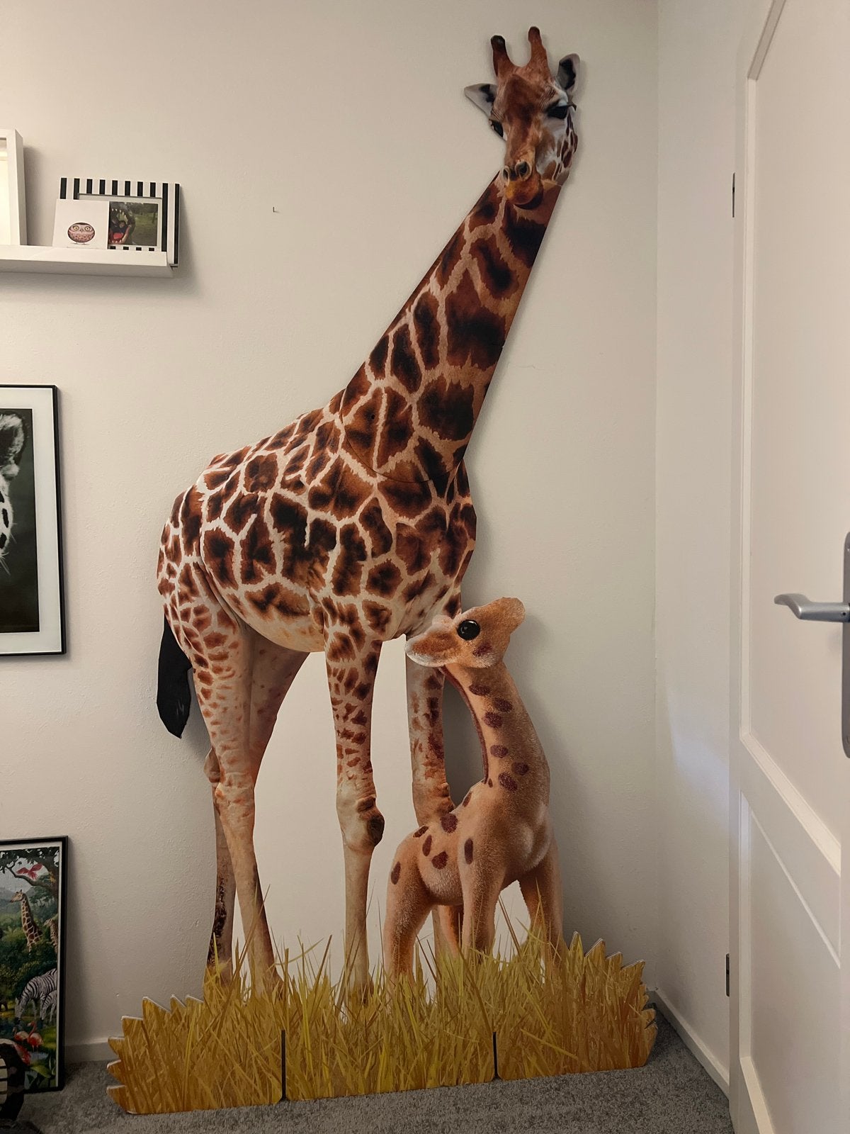 Grote knuffeltijgers en kartonnen giraf decoratie, Ophalen, Overige merken, Overige karakters, Zo goed als nieuw