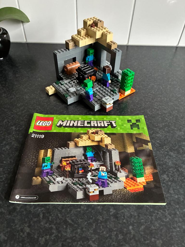 Lego Minecraft 21119, Ophalen, Minecraft, Lego, Zo goed als nieuw