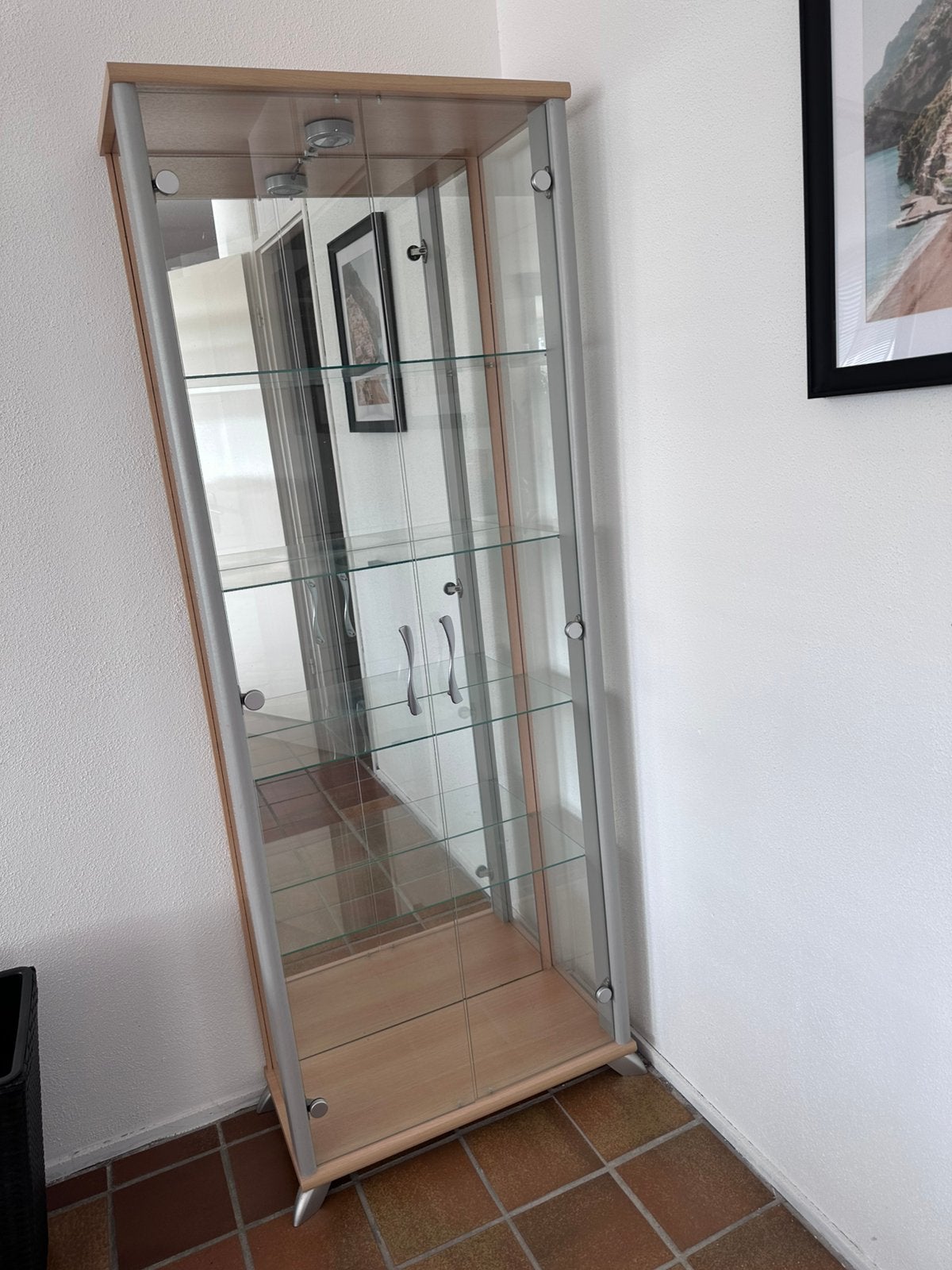 Gratis af te halen. Vitrinekast, Ophalen, Gebruikt, 50 tot 100 cm, 150 tot 200 cm